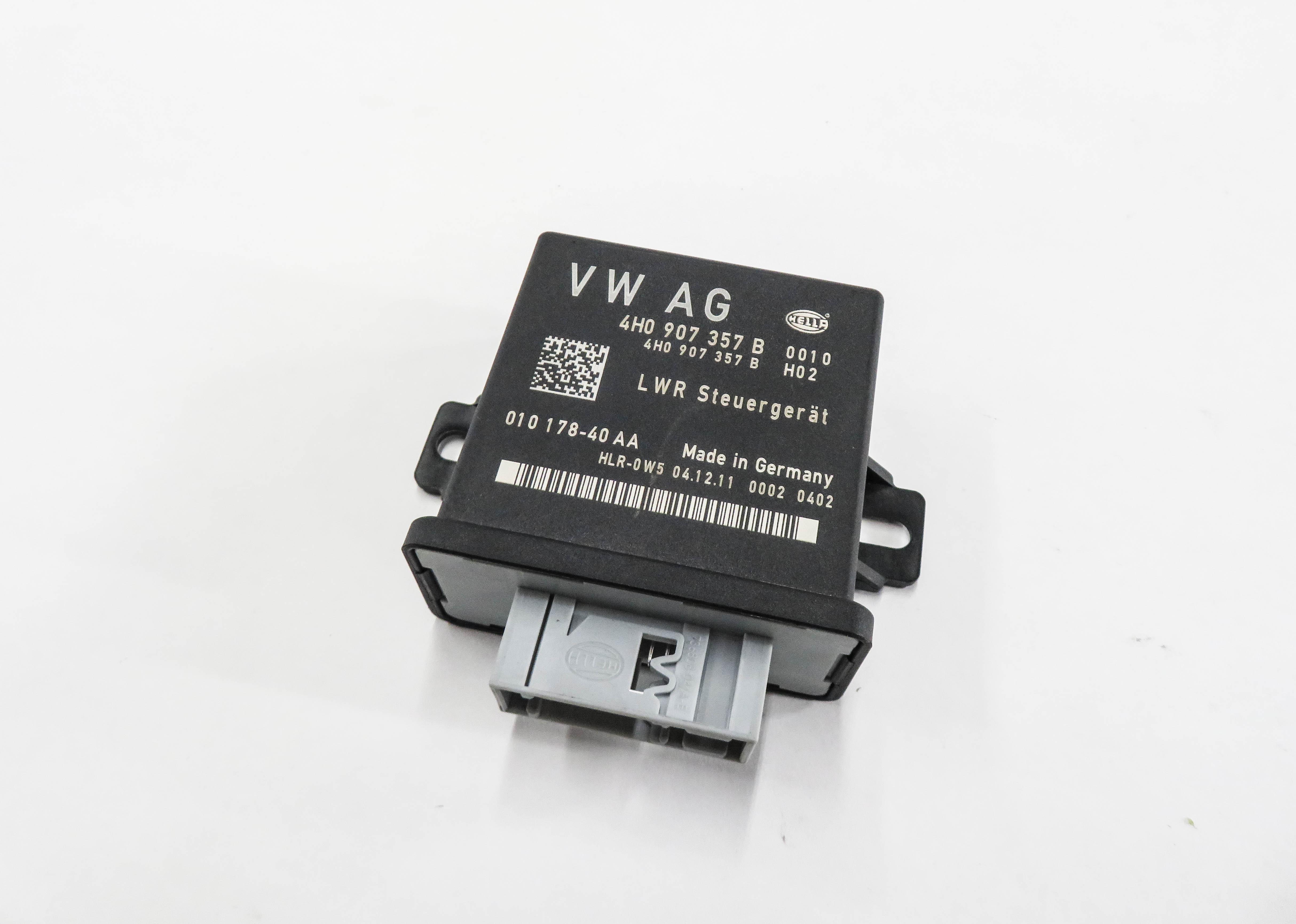 2012 AUDI A5 (B8 8T) HID XENON HEADLIGHT RANGE CONTROL MODULE — exact item pictured