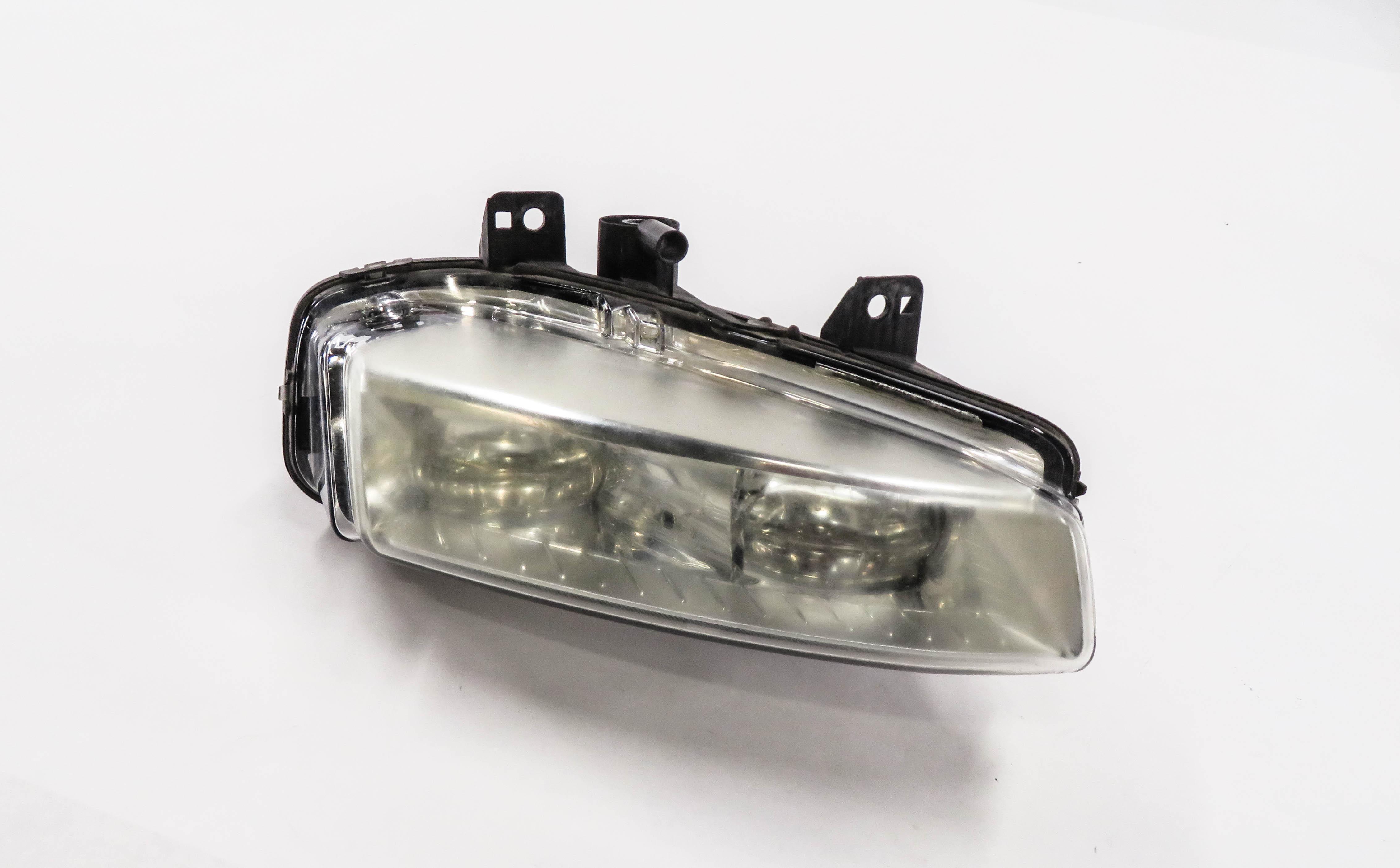 2012-2015 RANGE ROVER EVOQUE (L538) RIGHT PASSENGER DRL LED FOGLIGHT LIGHT LAMP — exact item pictured