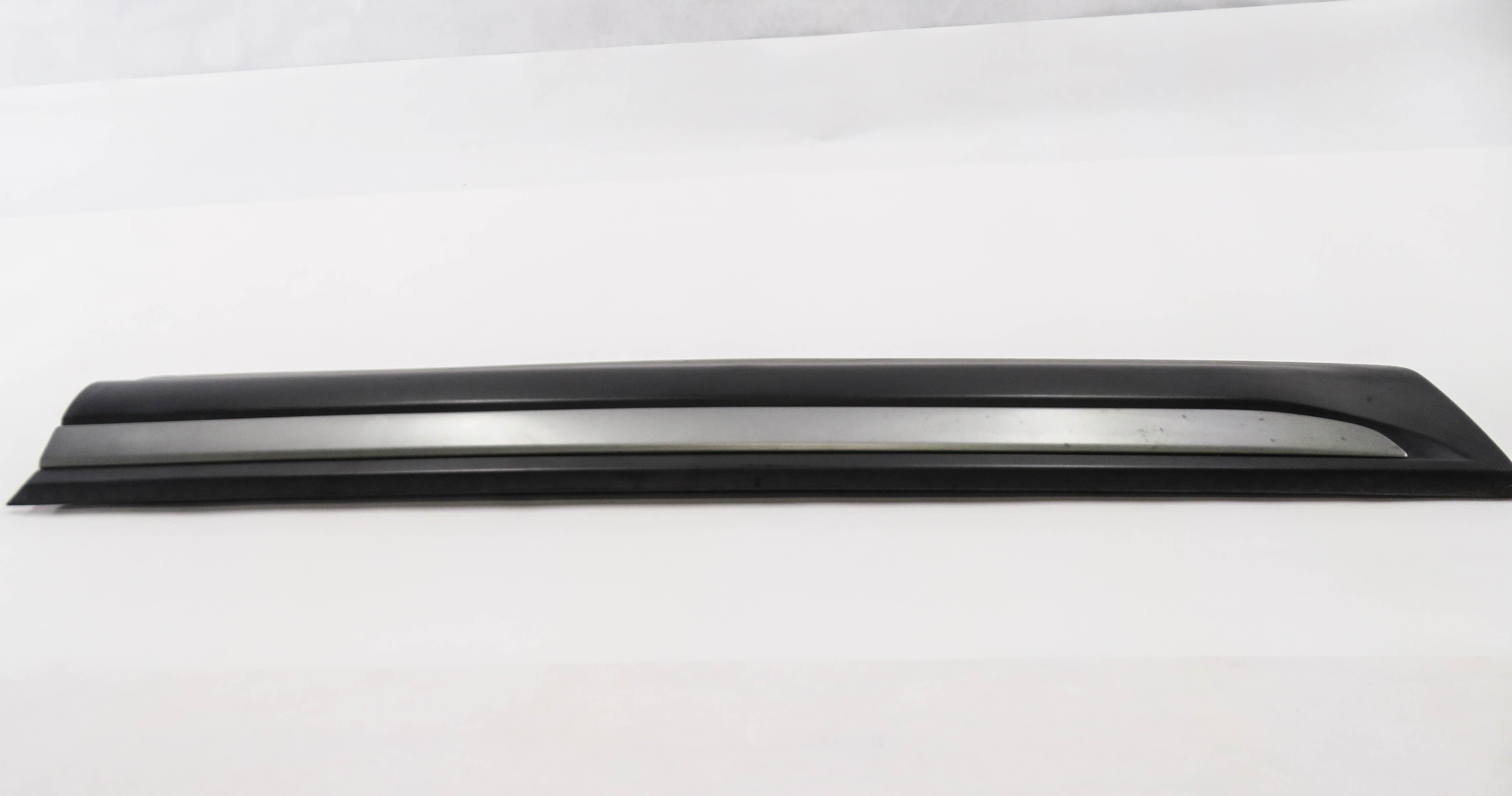 2014 RANGE ROVER EVOQUE (L538) LEFT FRONT DRIVER DOOR MOULDING RUNNER TRIM — exact item pictured