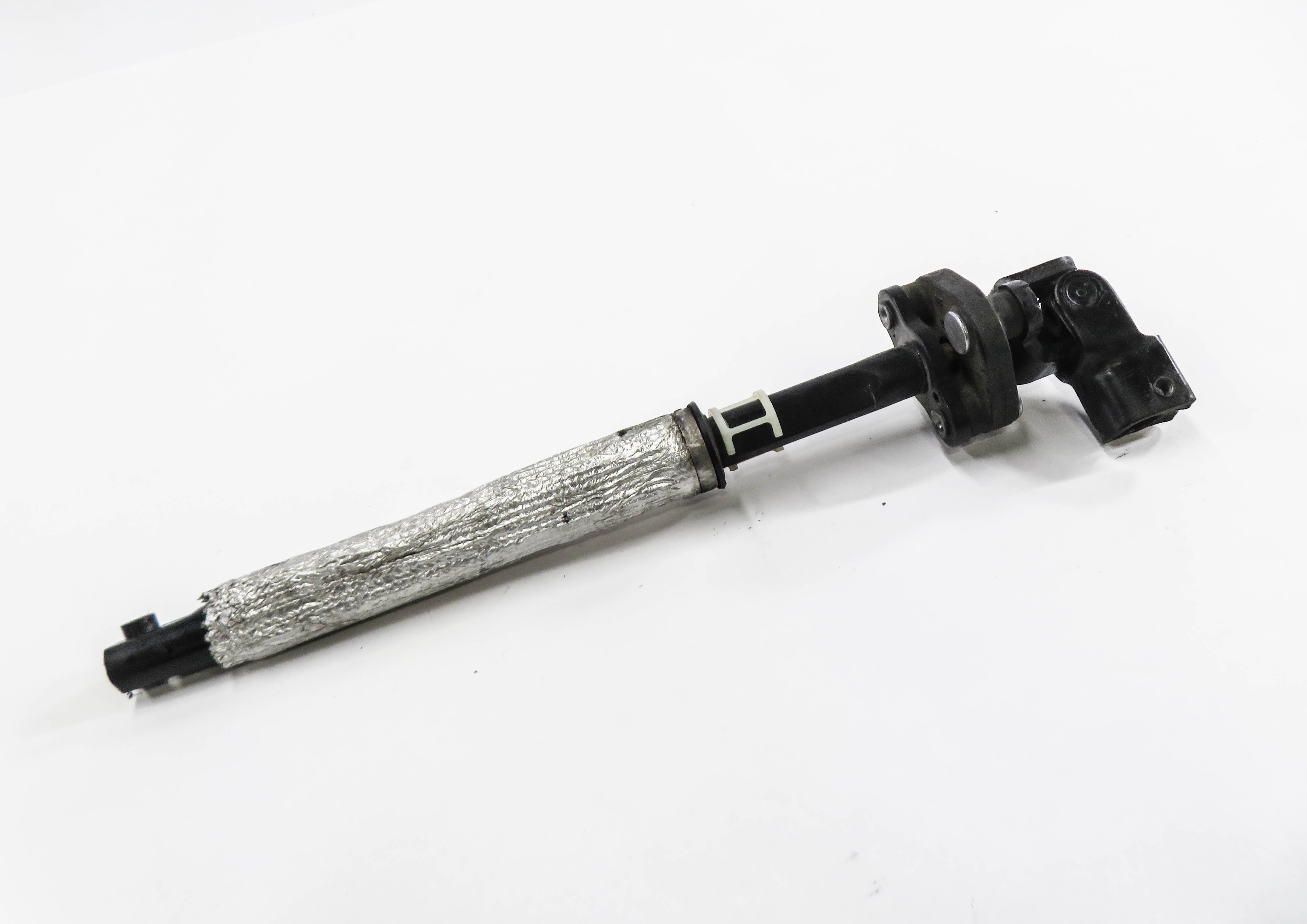 2012 RANGE ROVER SPORT (L320) STEERING COLUMN SHAFT U-JOINT LINKAGE COUPLER — exact item pictured
