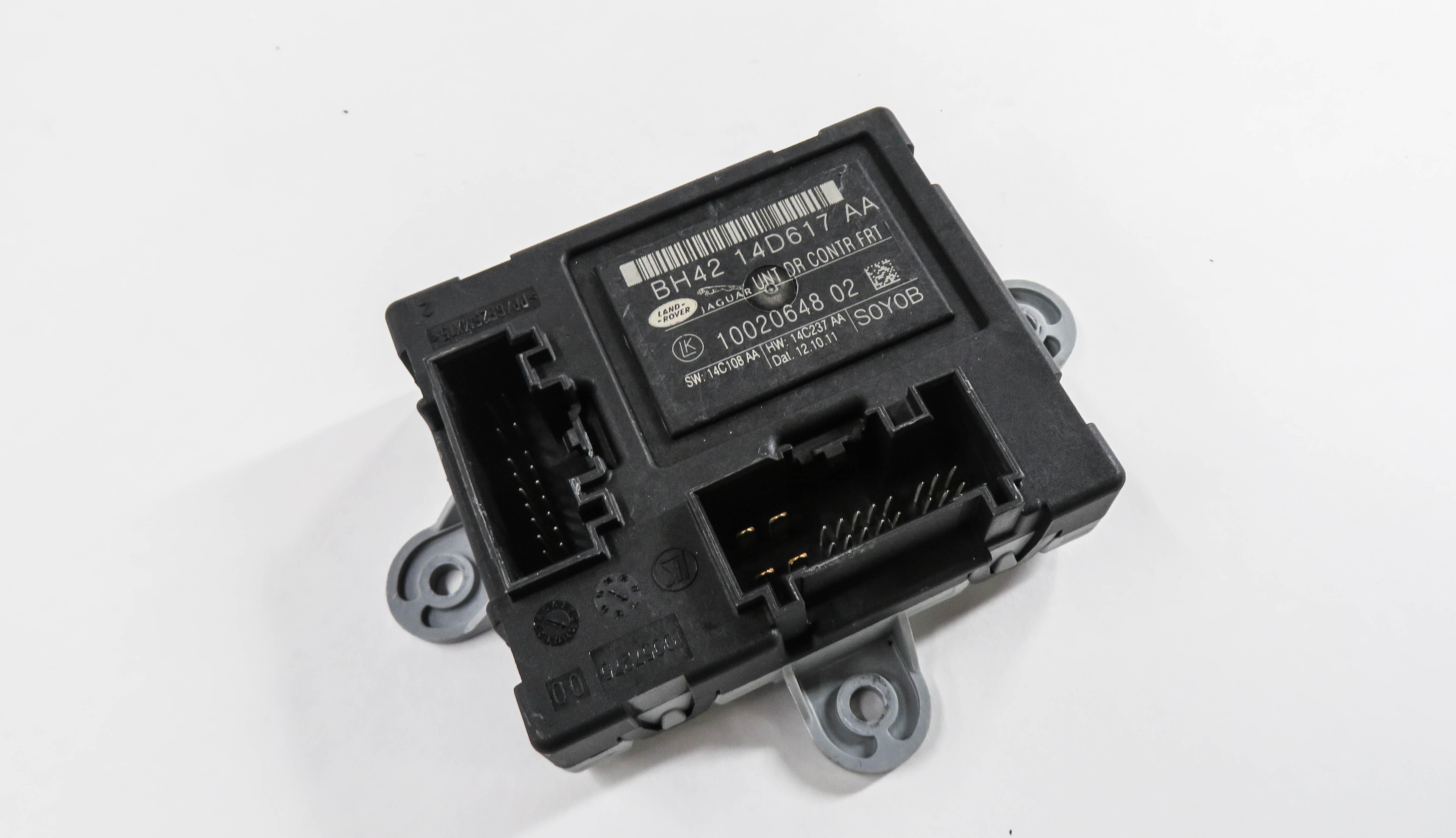 2010-2013 RANGE ROVER SPORT (L320) RIGHT FRONT PASSENGER DOOR CONTROL MODULE — exact item pictured