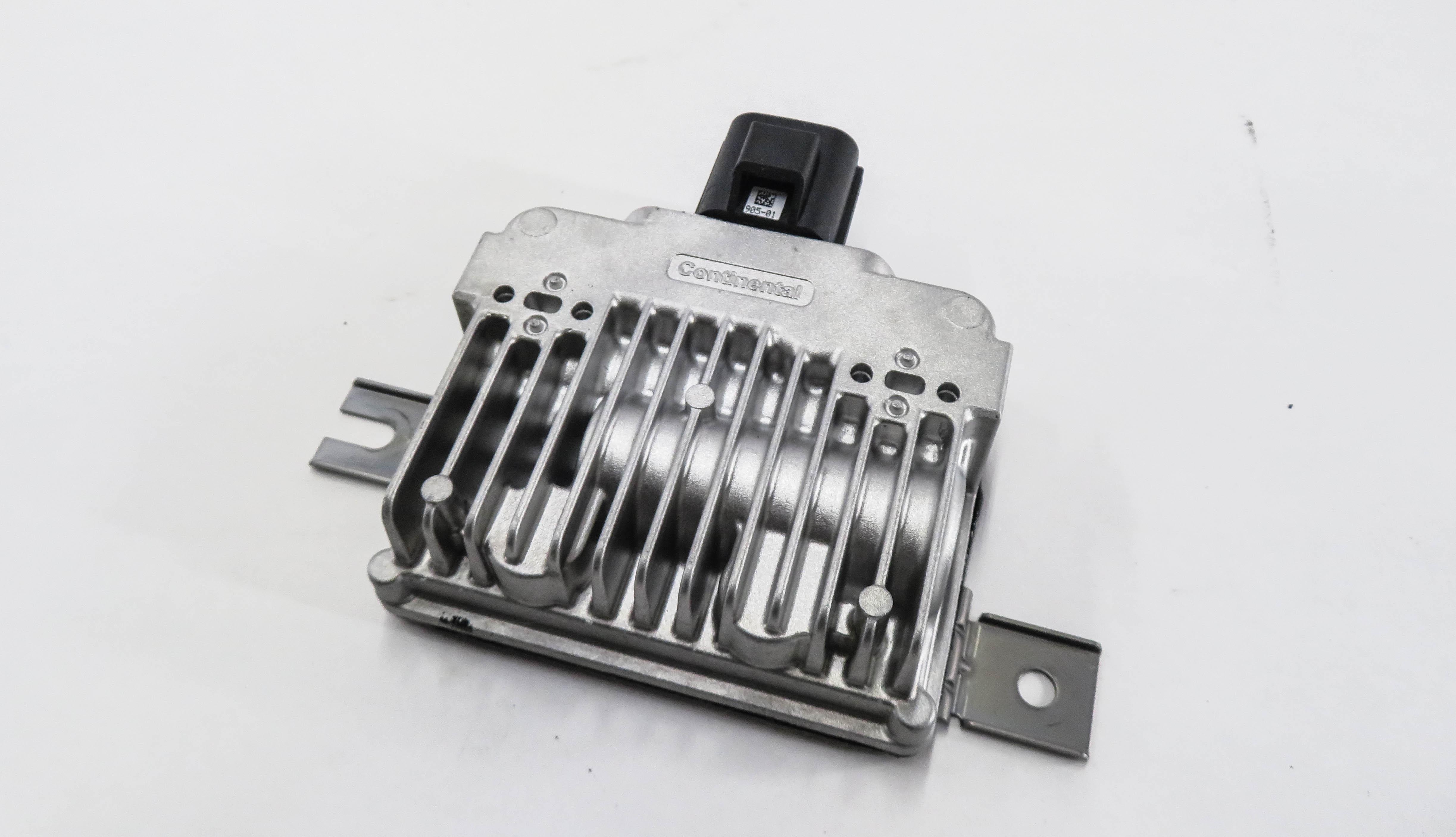 2010-2015 LR2 LR4 EVOQUE RANGE ROVER SPORT (L320 L538) FUEL PUMP CONTROL MODULE — exact item pictured