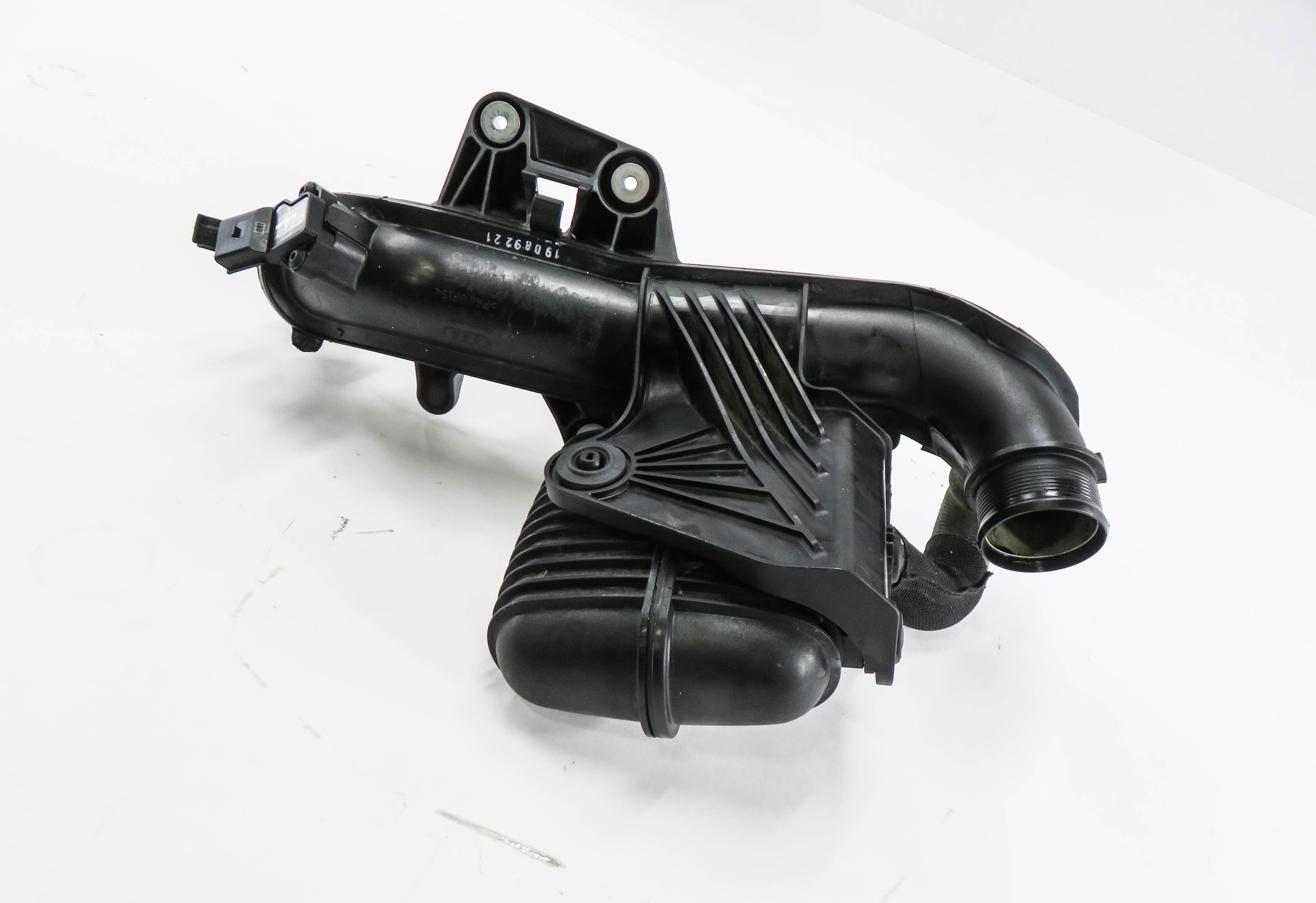 2016 AUDI A5 (B8 8T) 2.0L CPMB TURBO ENGINE INTERCOOLER PRESSURE PIPE DAMPER — exact item pictured
