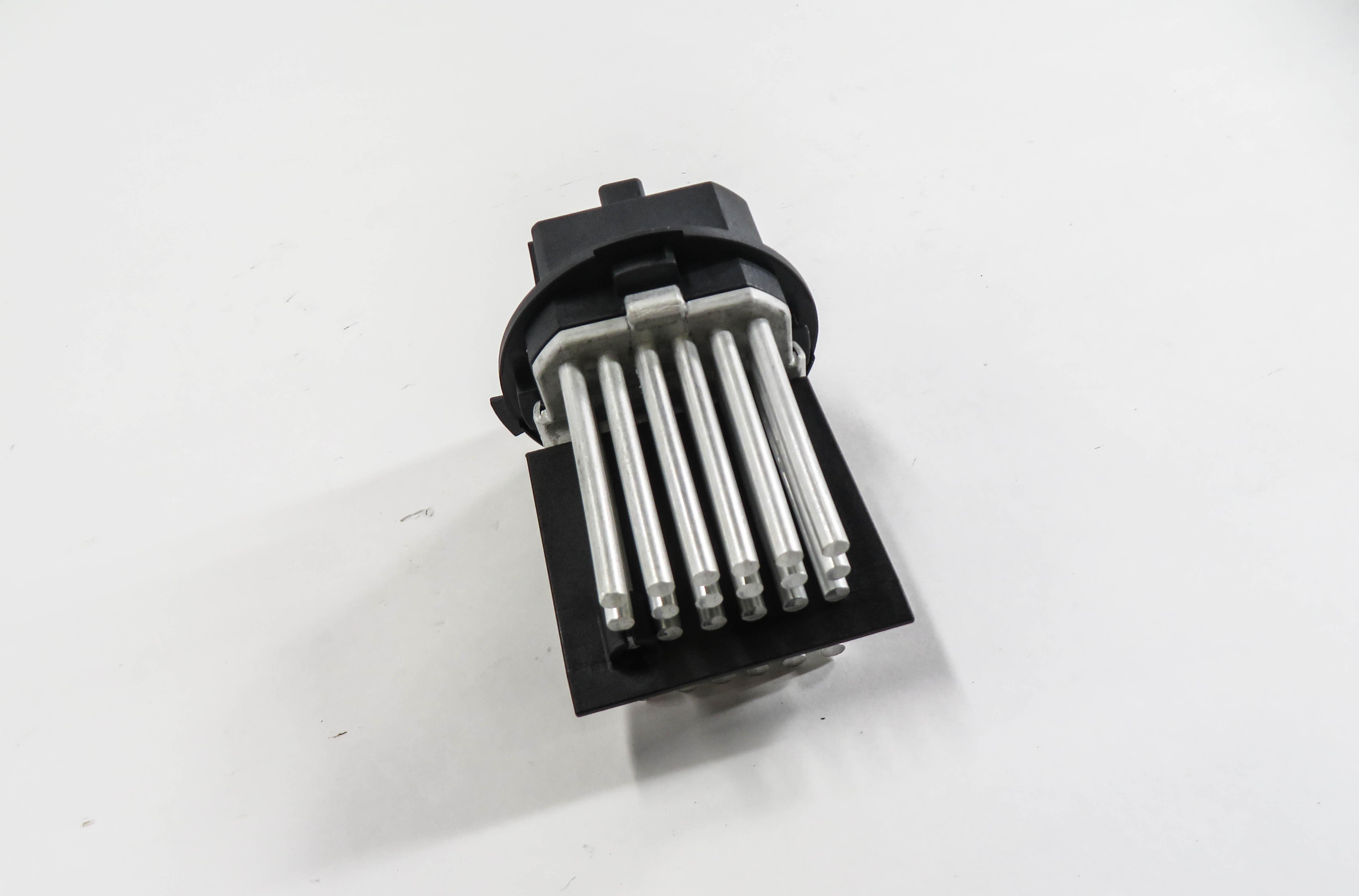 2009 BMW X5 (E70) REAR HEATER A/C BLOWER MOTOR RESISTOR — exact item pictured