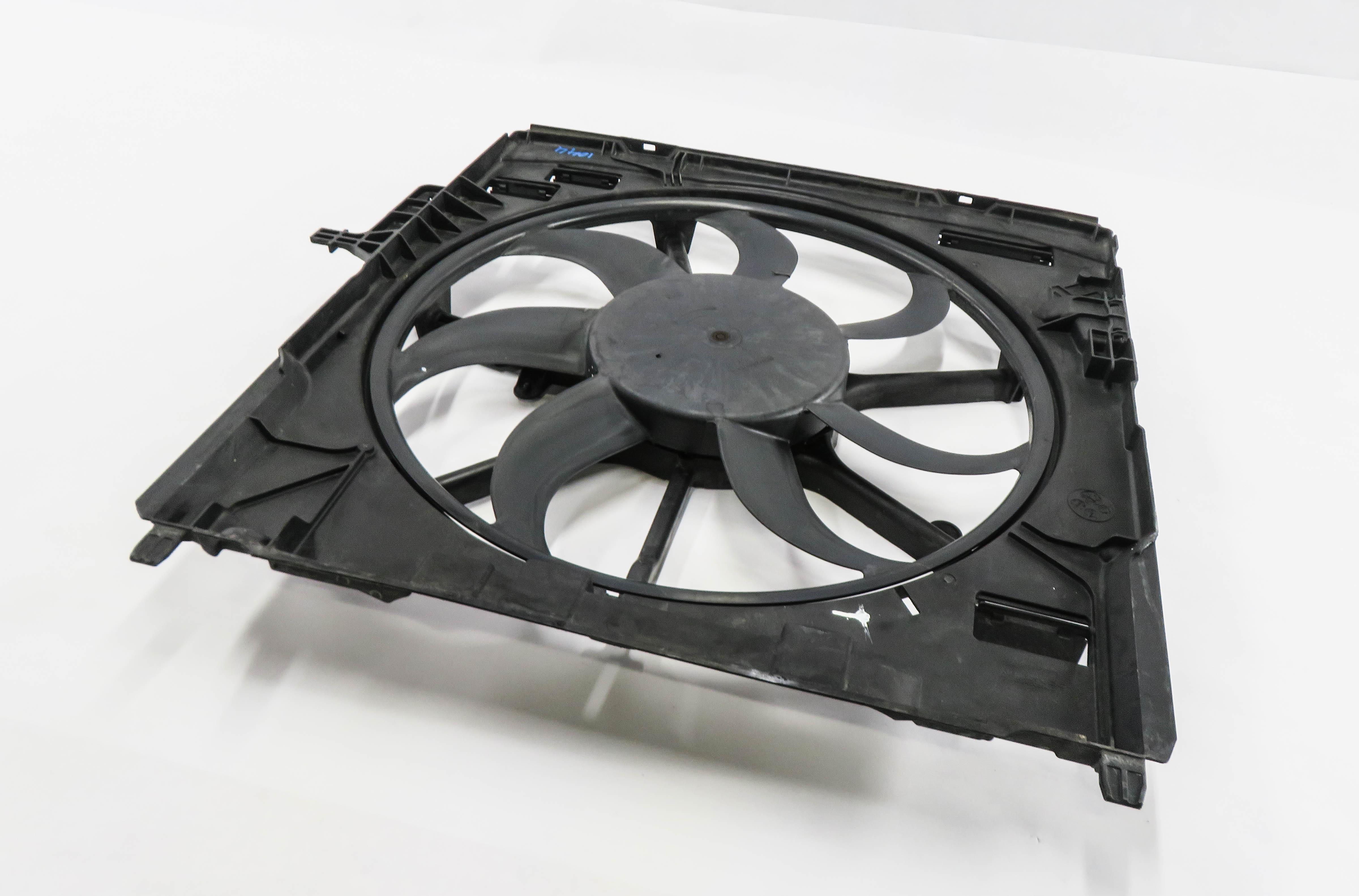 2007-2010 BMW X5 (E70) RADIATIOR COOLING FAN MOTOR w/ SHROUD (600 WATT) — exact item pictured