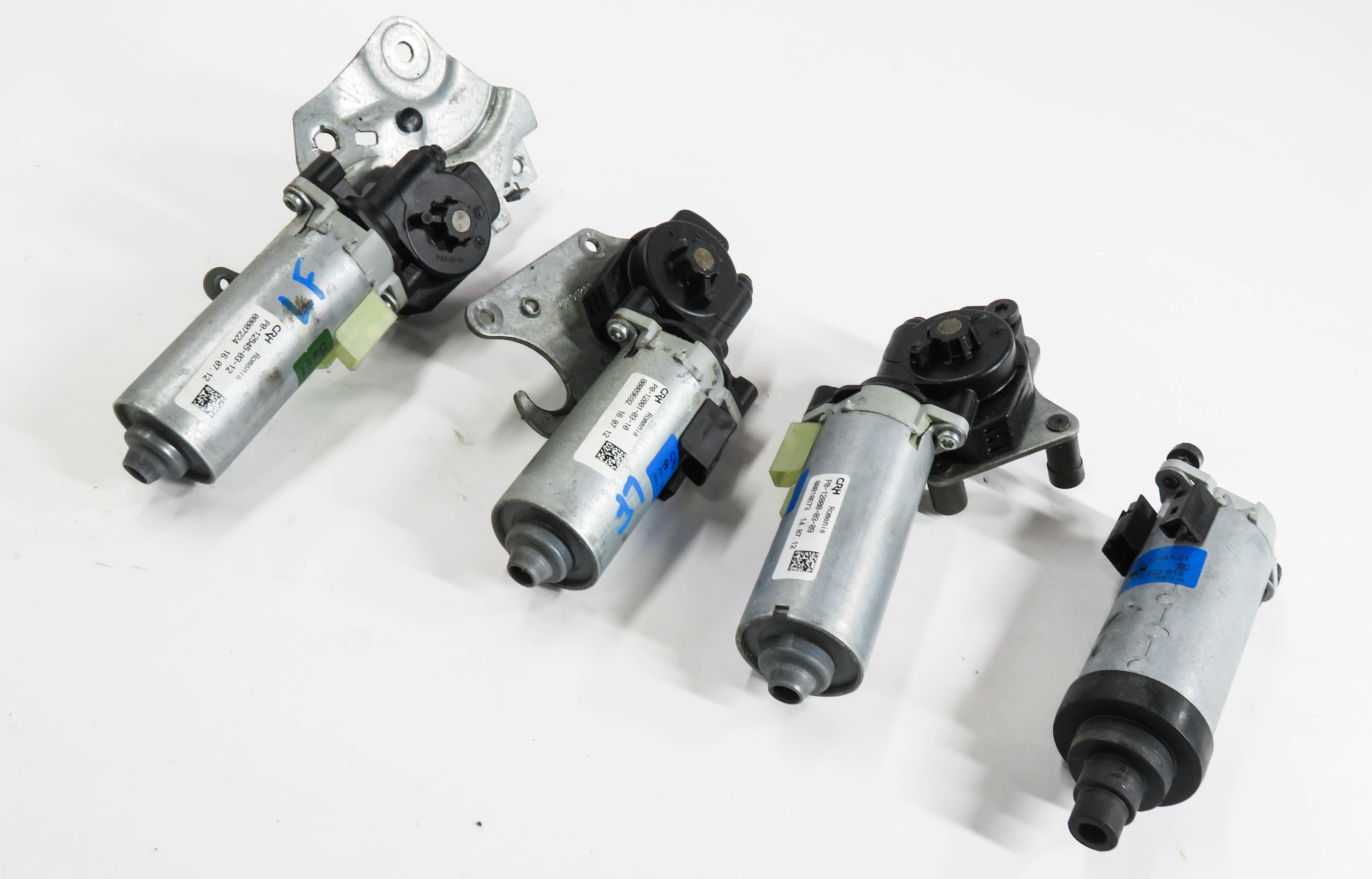 2013 BMW X1 (E84) LEFT FRONT DRIVER SEAT ADJUSTMENT MOTOR SET-4 — exact item pictured