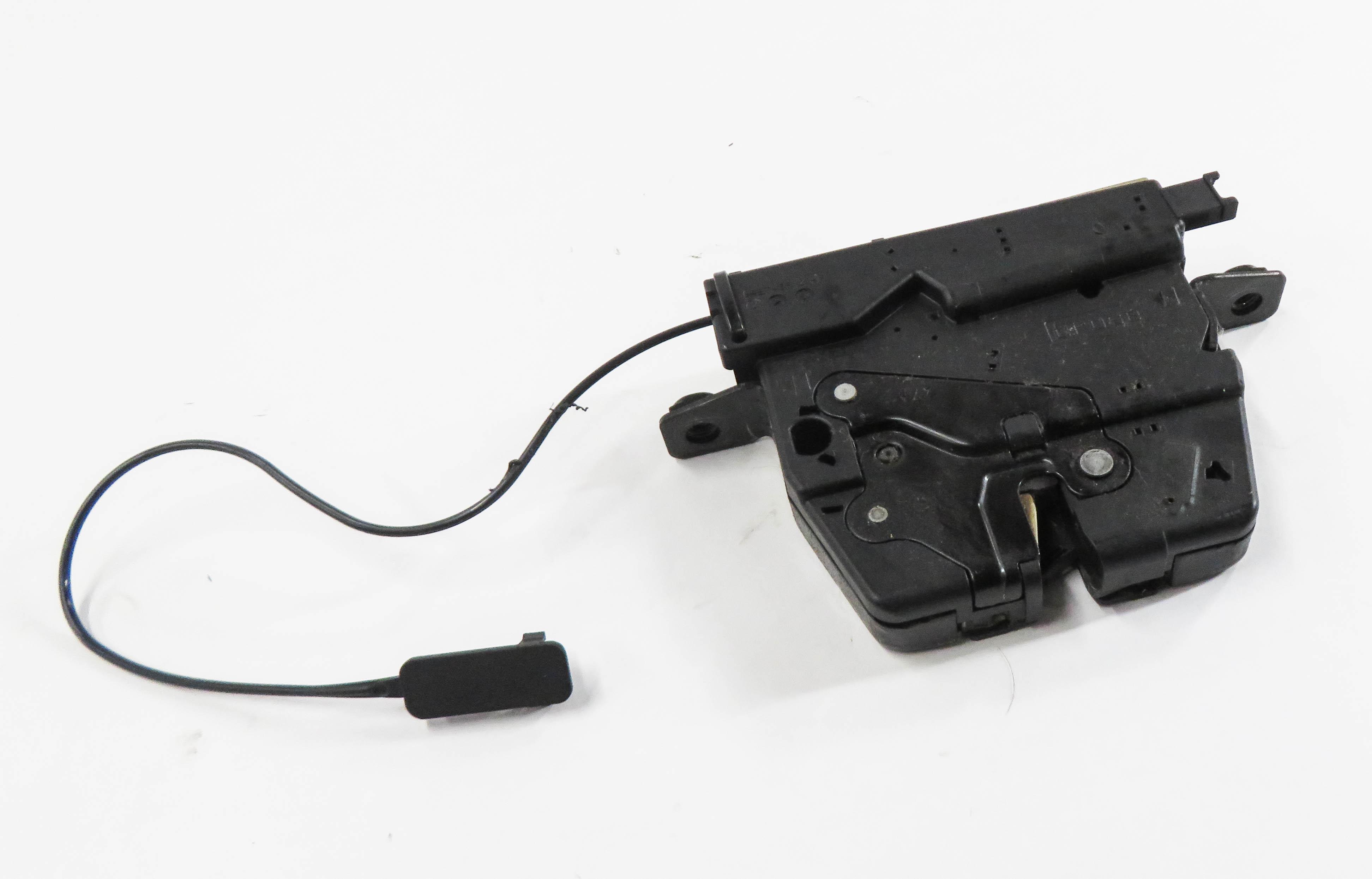 2013 BMW X1 (E84) REAR TRUNK LOCK LATCH ACTUATOR — exact item pictured