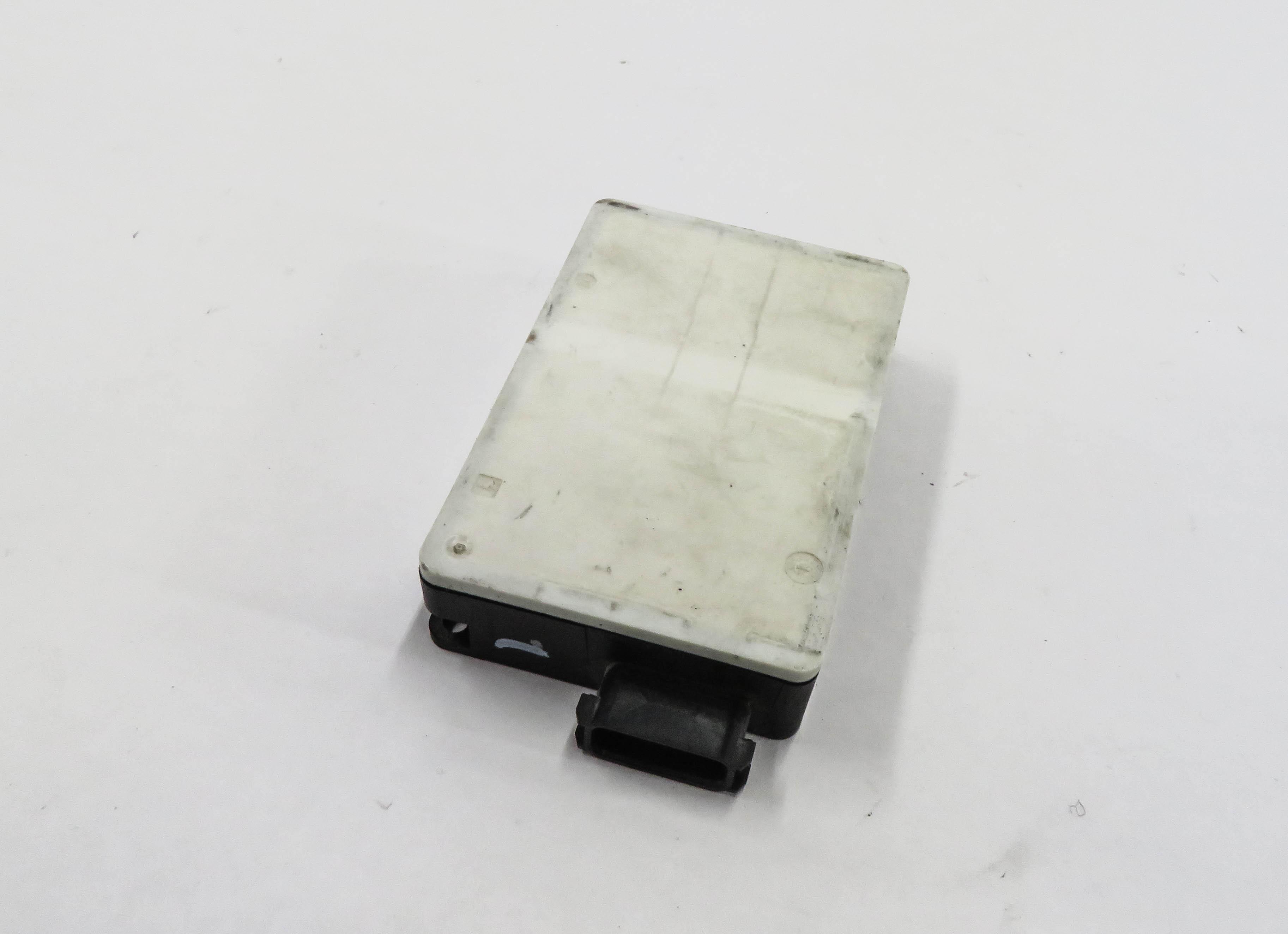 2014 MERCEDES GL550 (X166) BLIND SPOT RADAR SENSOR MODULE — exact item pictured