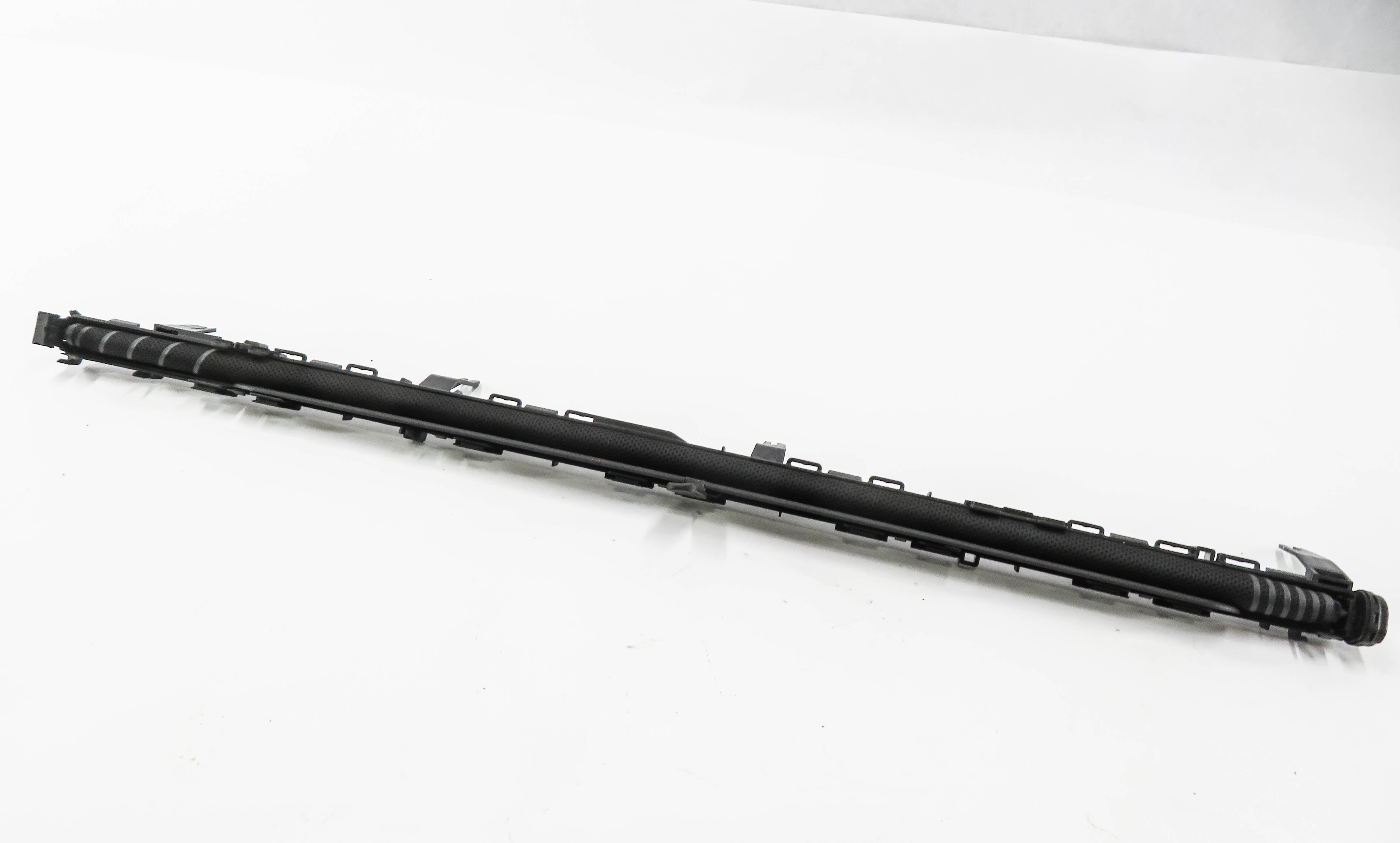 2007-2013 BMW X5 (E70) RIGHT REAR RETRACTABLE WINDOW SUN SCREEN PRIVACY SHADE — exact item pictured
