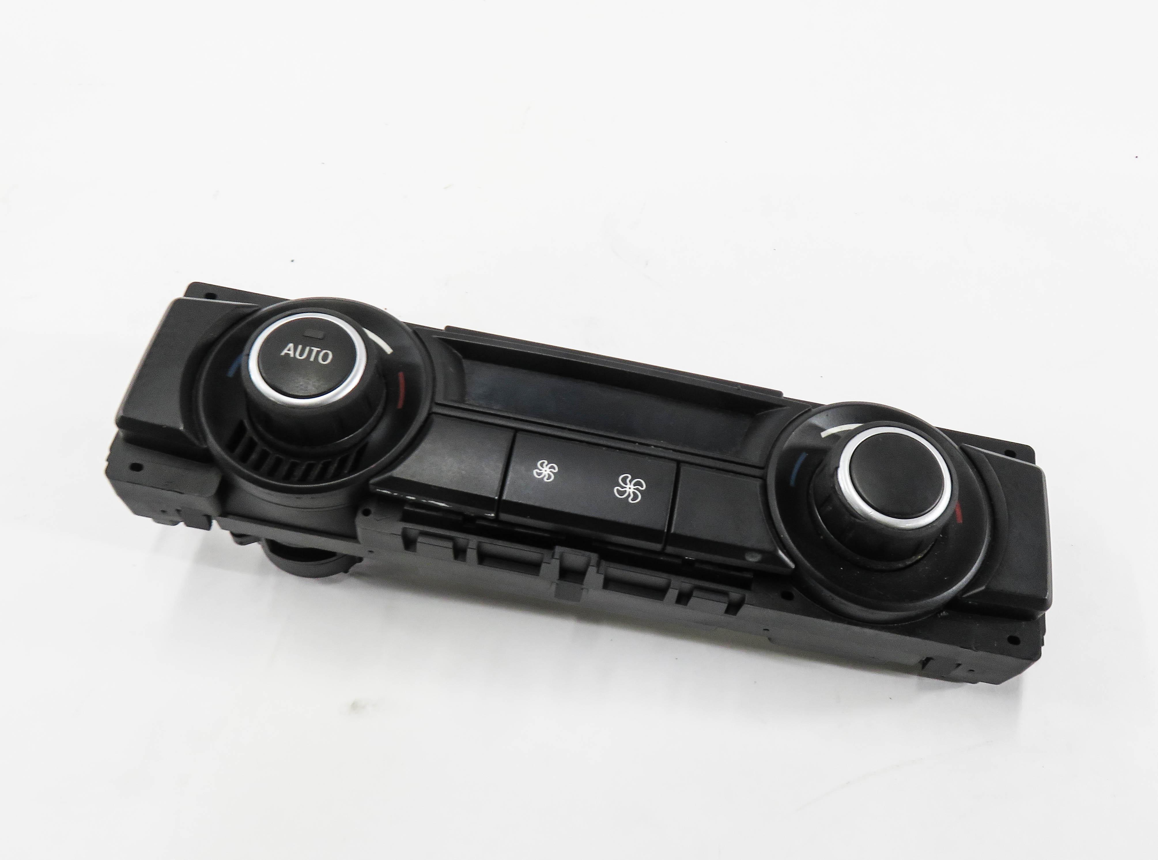 2007-2013 BMW X5 (E70) REAR HEATER A/C CLIMATE TEMPERATURE CONTROL PANEL — exact item pictured