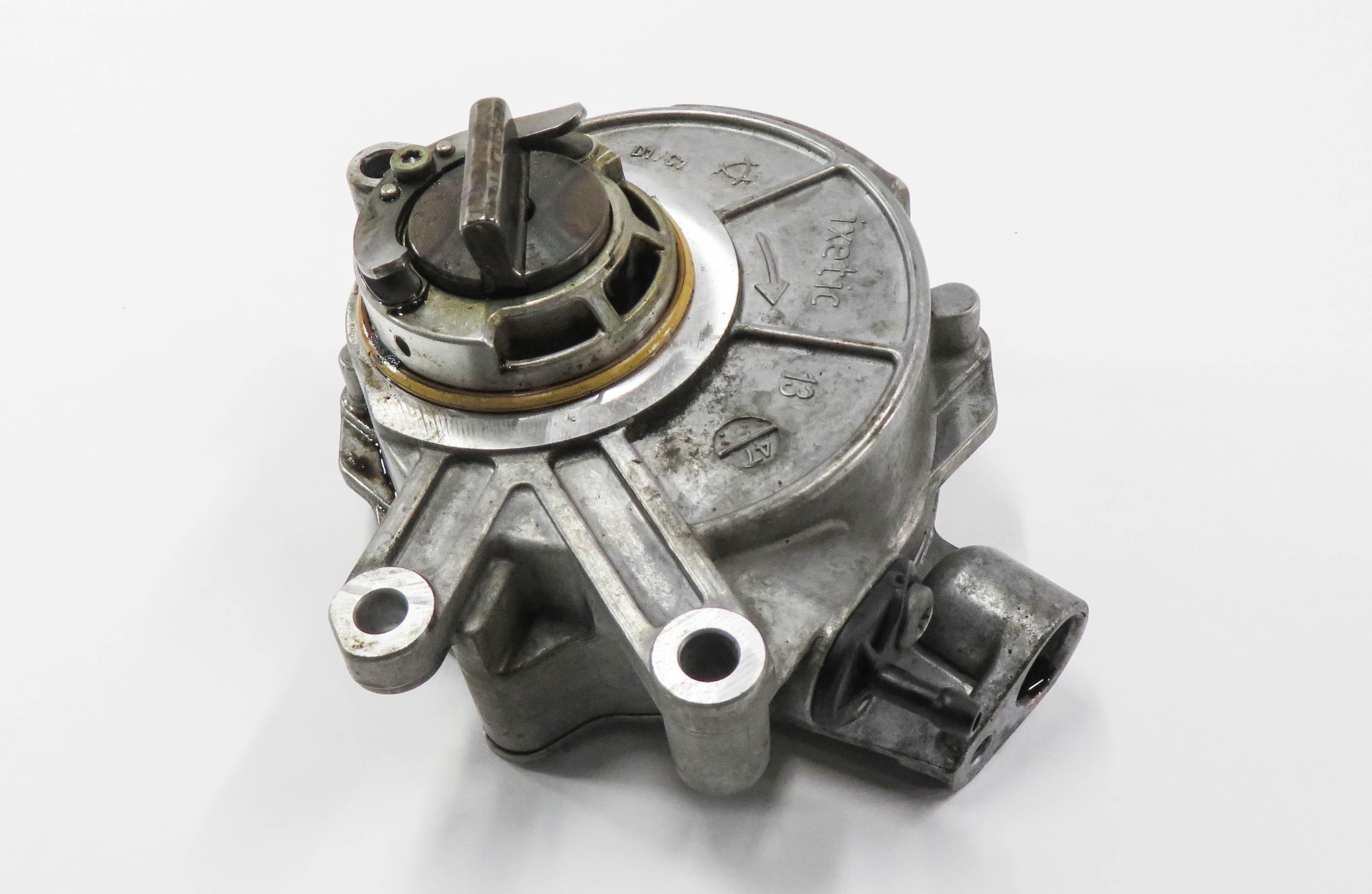 2010-2017 BMW 550i 650i 750i M5 M6 X5 X6 - 4.4L V8 TWIN TURBO BRAKE VACUUM PUMP — exact item pictured