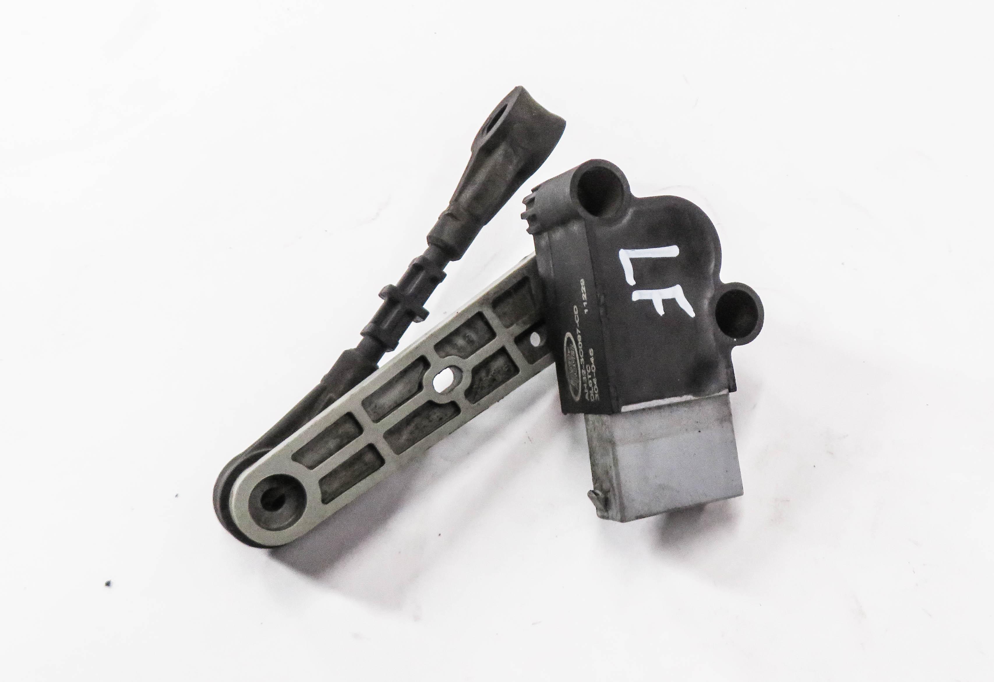 2012 RANGE ROVER SPORT (L320) LEFT FRONT DRIVER SUSPENSION HEIGHT LEVEL SENSOR — exact item pictured