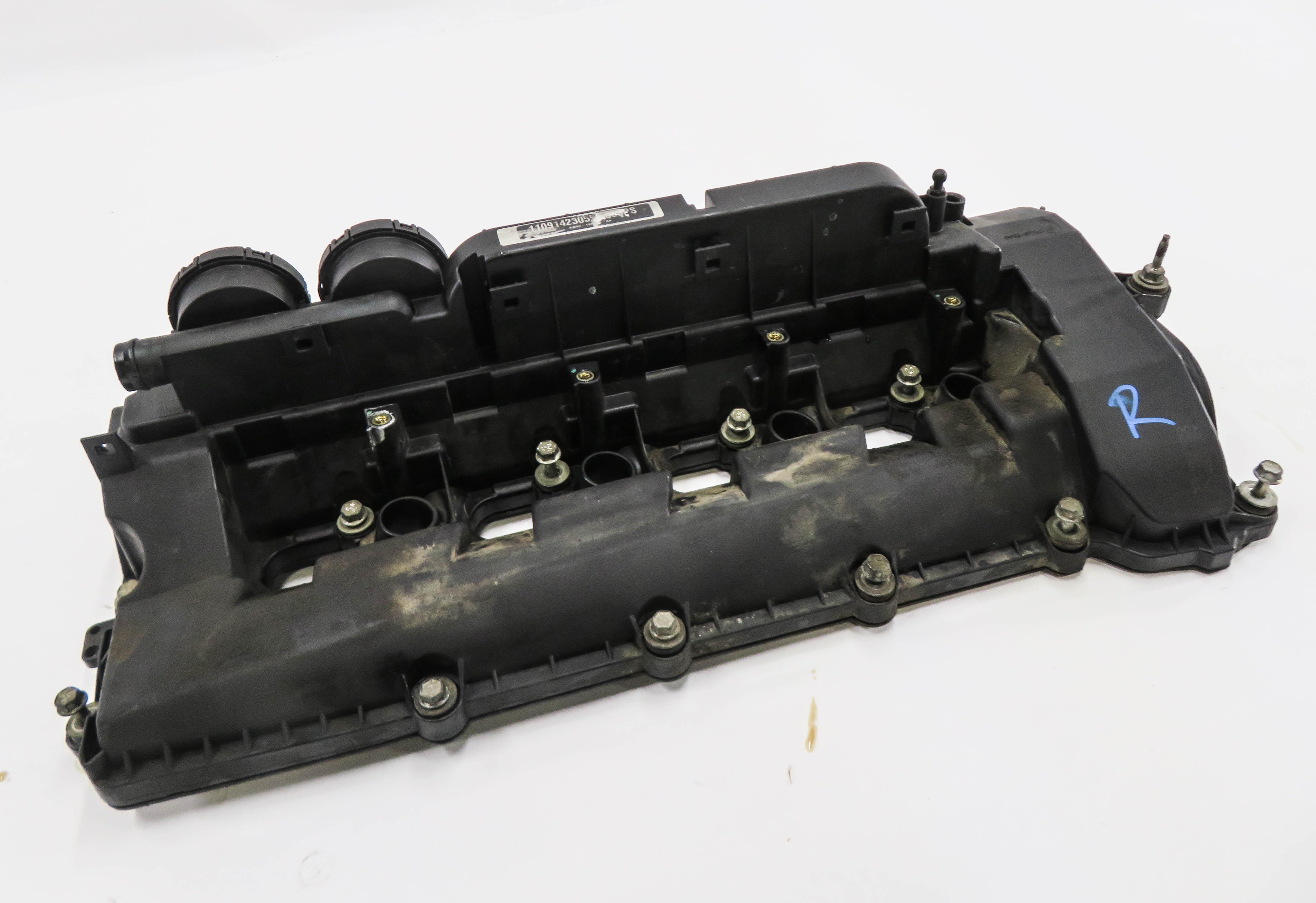 2010-2018 RANGE ROVER SPORT (L320 L322 L494 L405) 5.0L V8 - RIGHT VALVE COVER — exact item pictured
