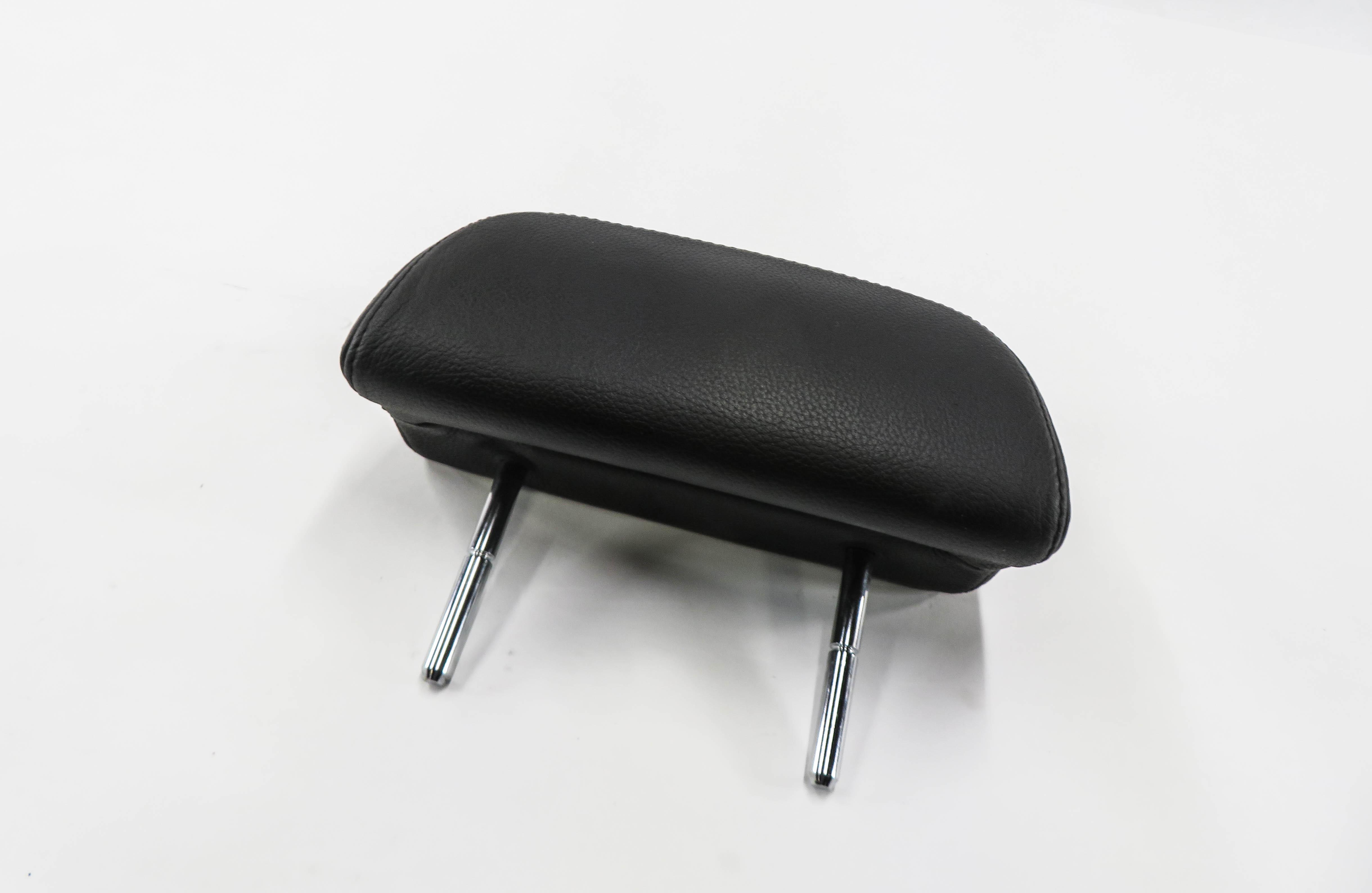 2006 BMW M6 ///M (E63) LEFT REAR SEAT HEADREST (BLACK MERINO LEATHER LKSW) — exact item pictured