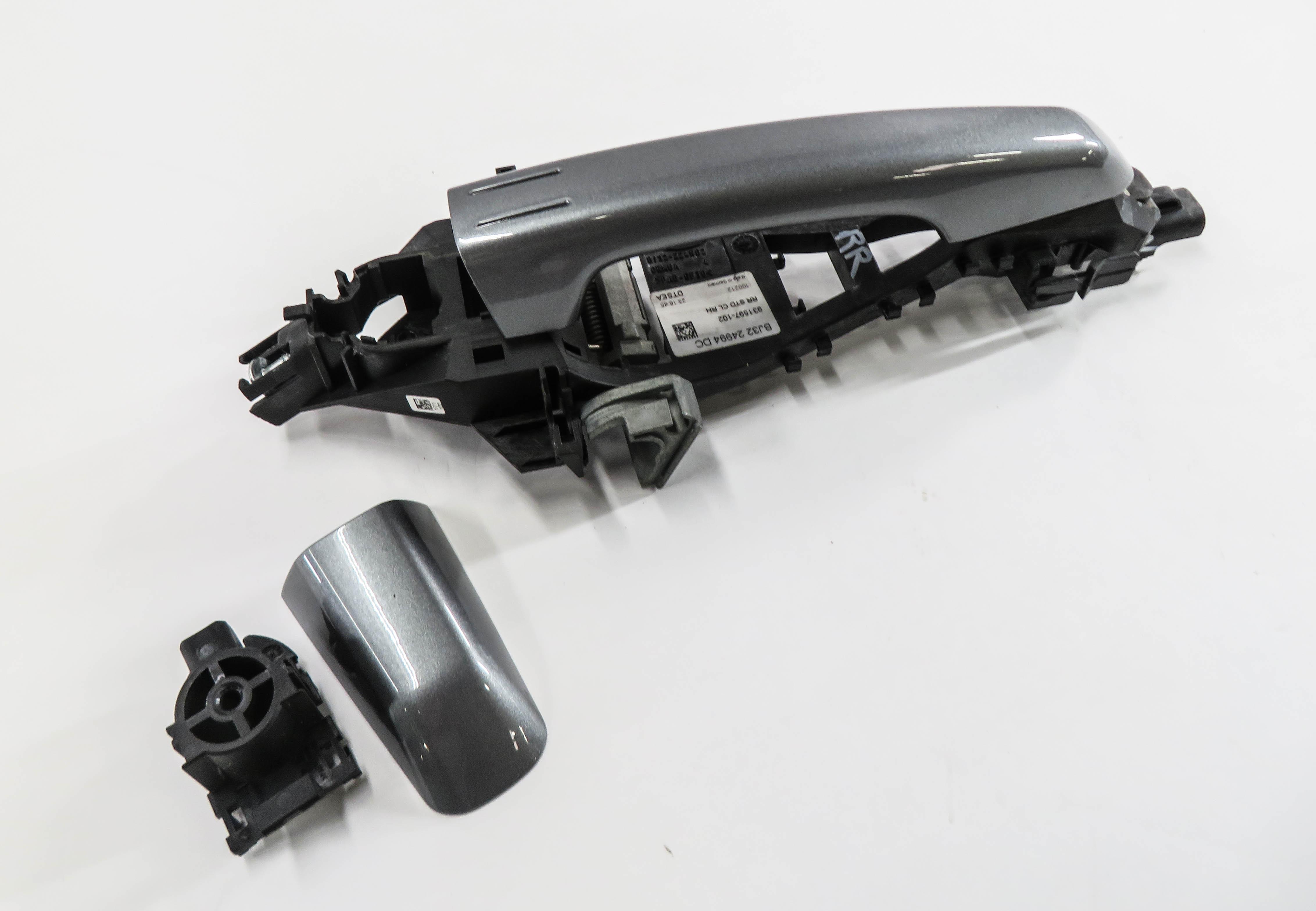 12-19 RANGE ROVER SPORT EVOQUE (L405 L494 L538) RIGHT REAR DOOR HANDLE (GRAY) — exact item pictured