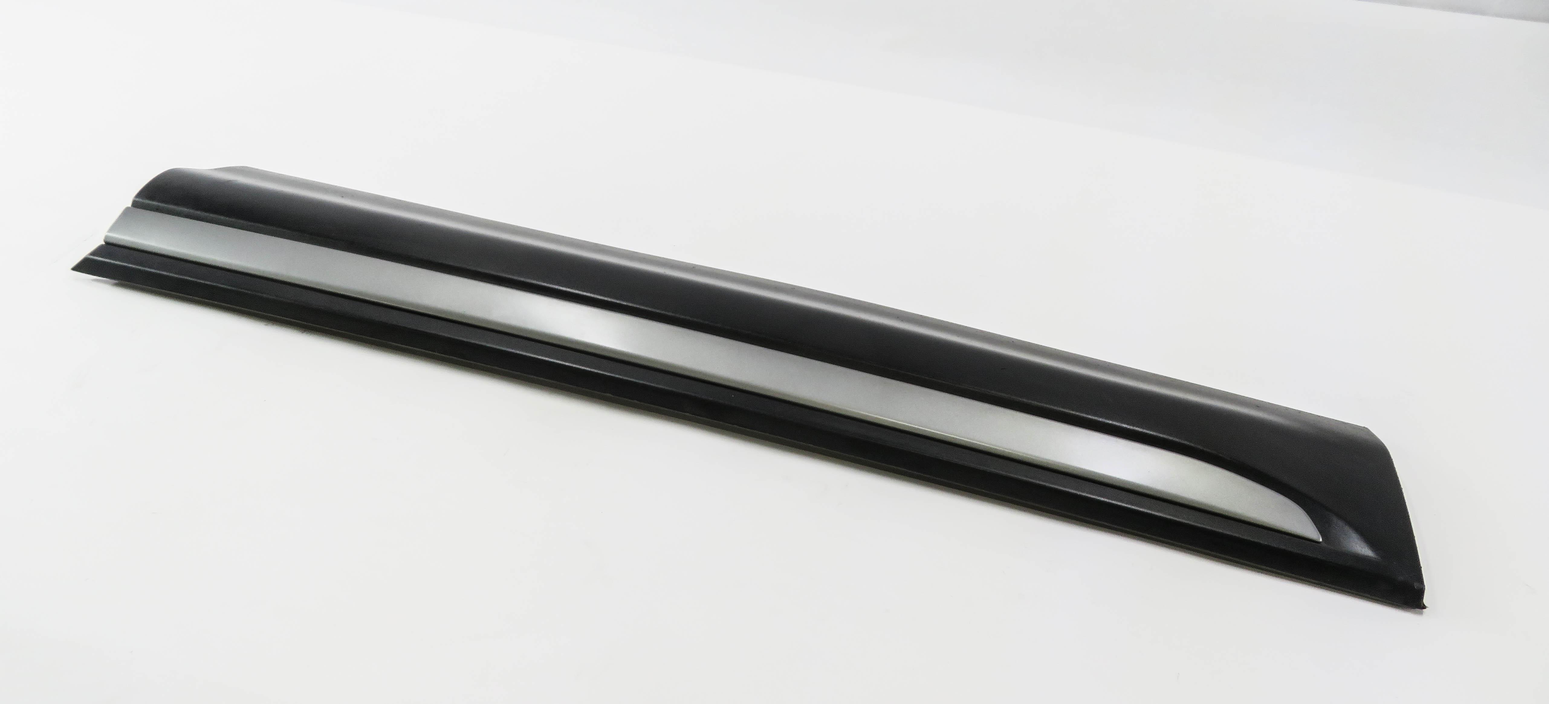 2012 RANGE ROVER EVOQUE (L538) LEFT FRONT DOOR LOWER TRIM MOULDING PANEL (BLACK) — exact item pictured