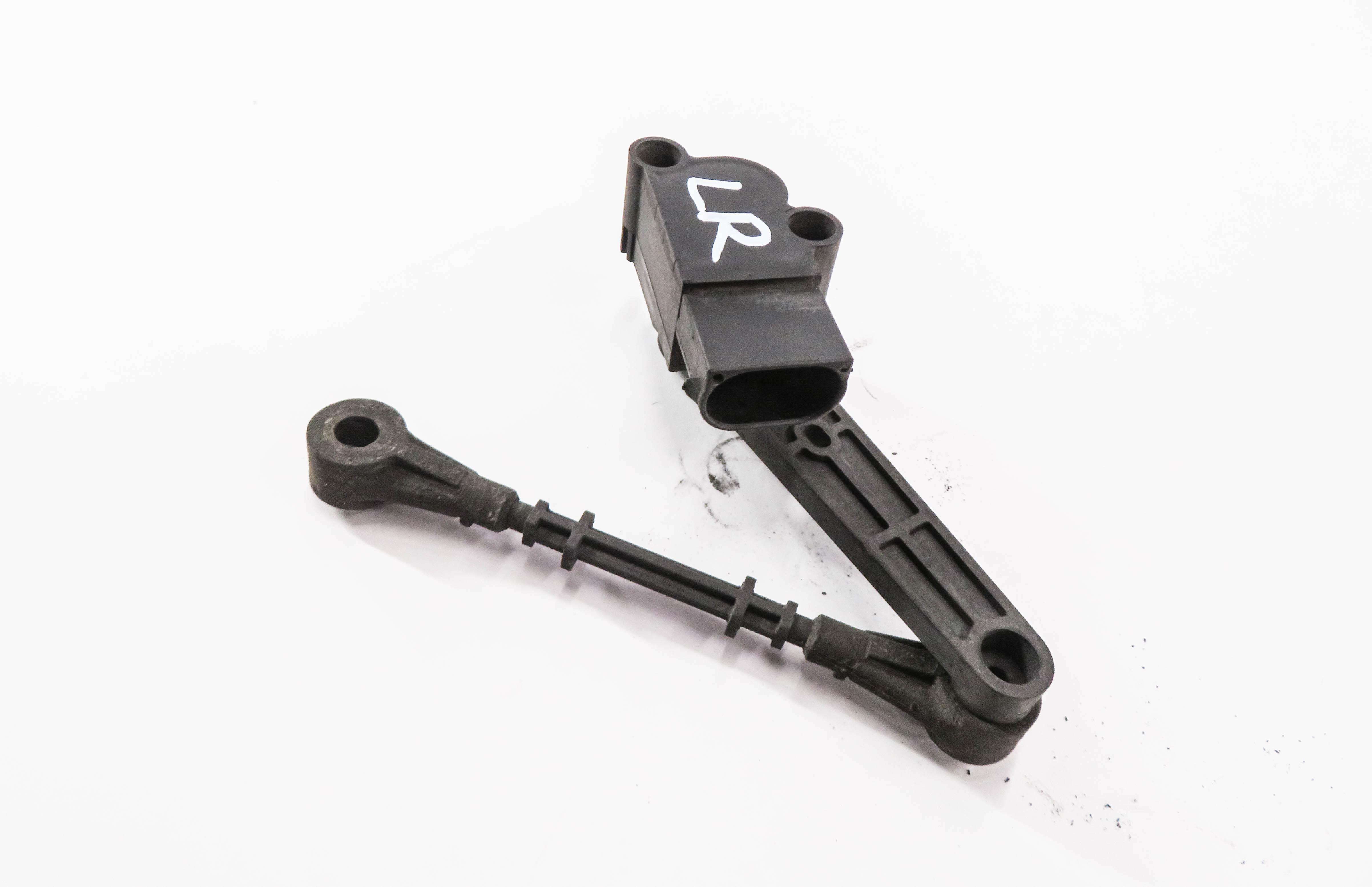 2010 RANGE ROVER SPORT (L320) LEFT DRIVER REAR SUSPENSION HEIGHT LEVEL SENSOR — exact item pictured