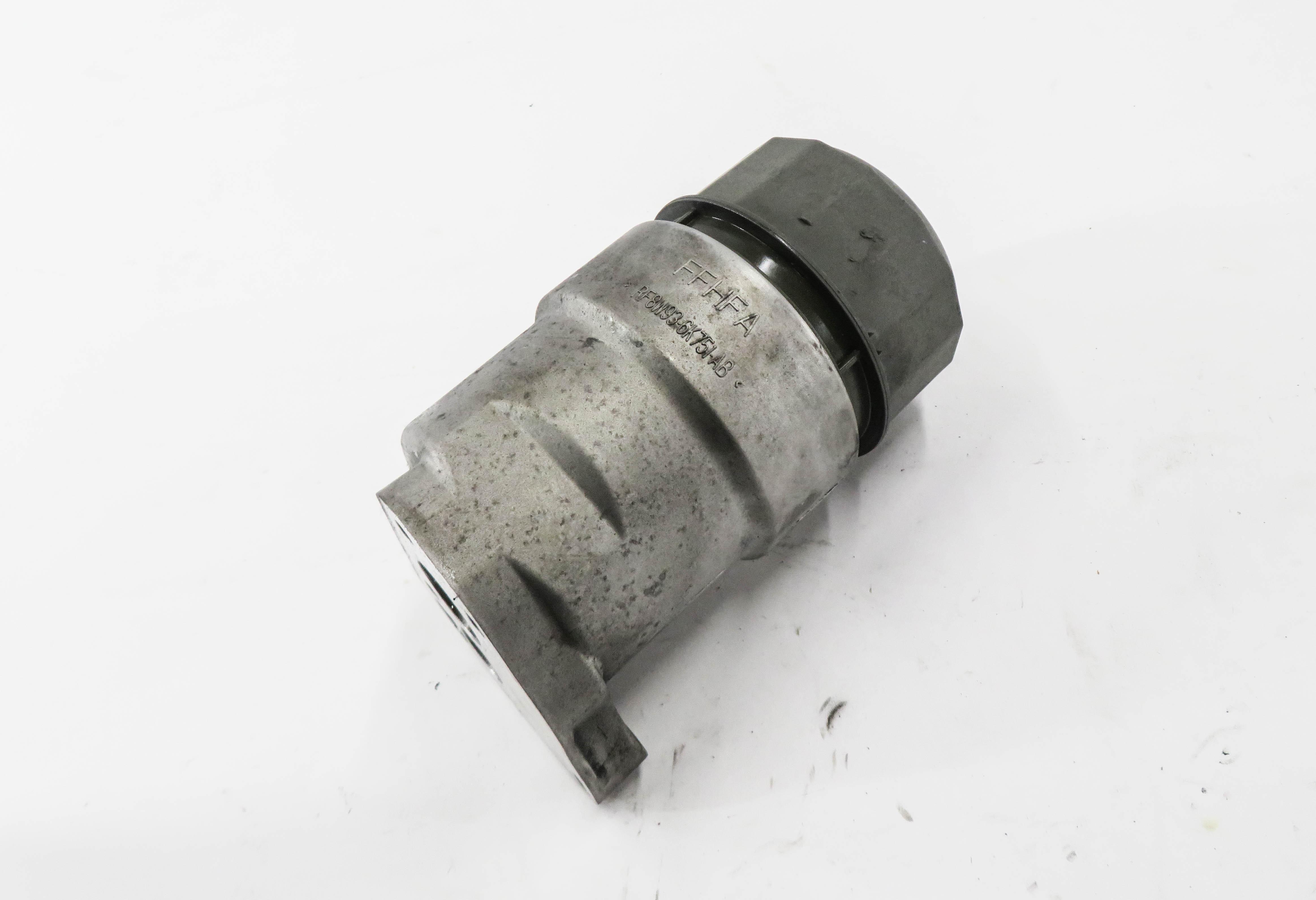 2011 RANGE ROVER SPORT (L320) 5.0L ENGINE MOTOR OIL FLUID FILTER HOUSING w/ CAP — exact item pictured
