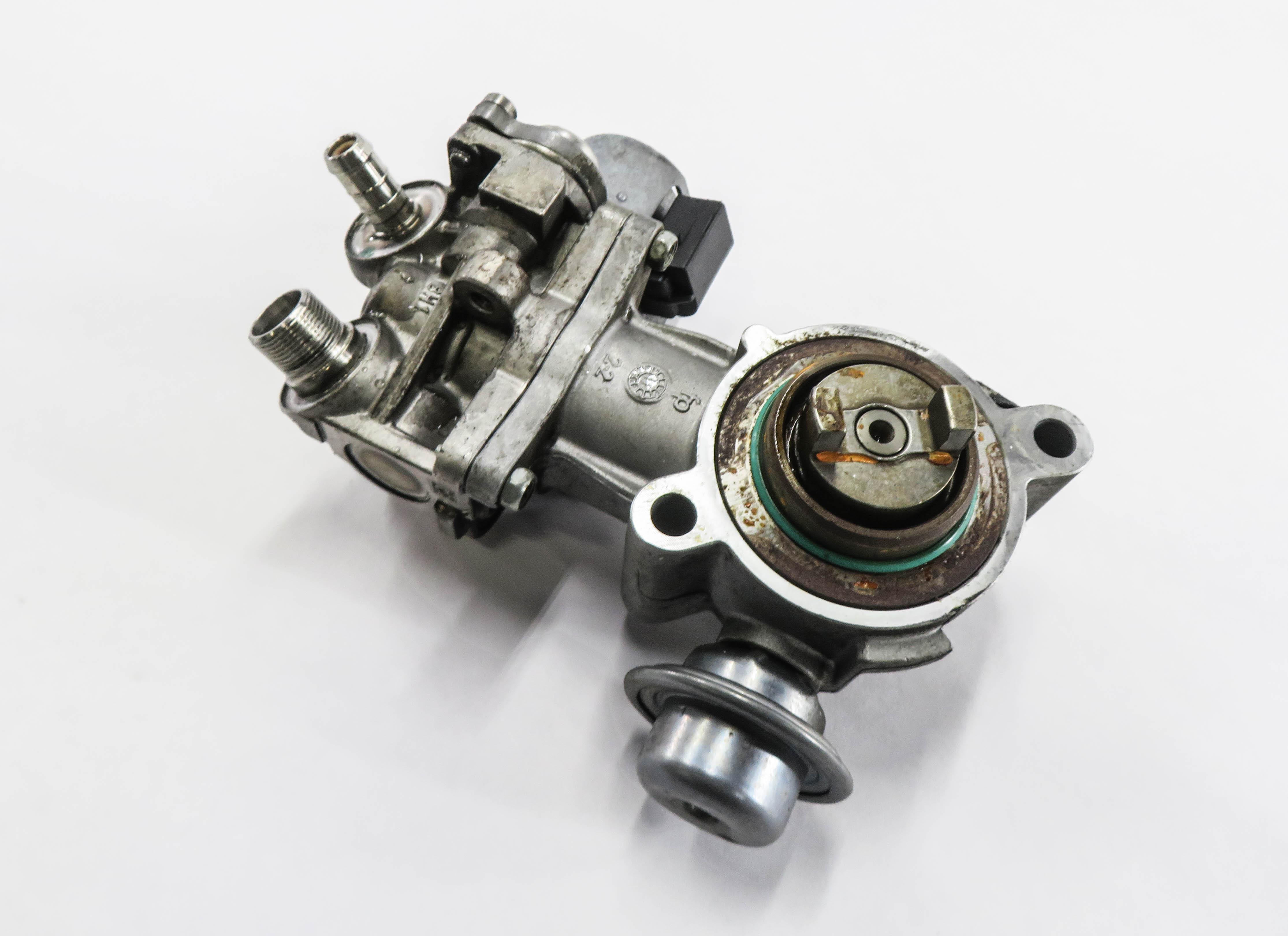 12-15 MERCEDES BENZ C250 SLK250 (W204 R172) 1.8L TURBO M172 MECHANICAL FUEL PUMP — exact item pictured