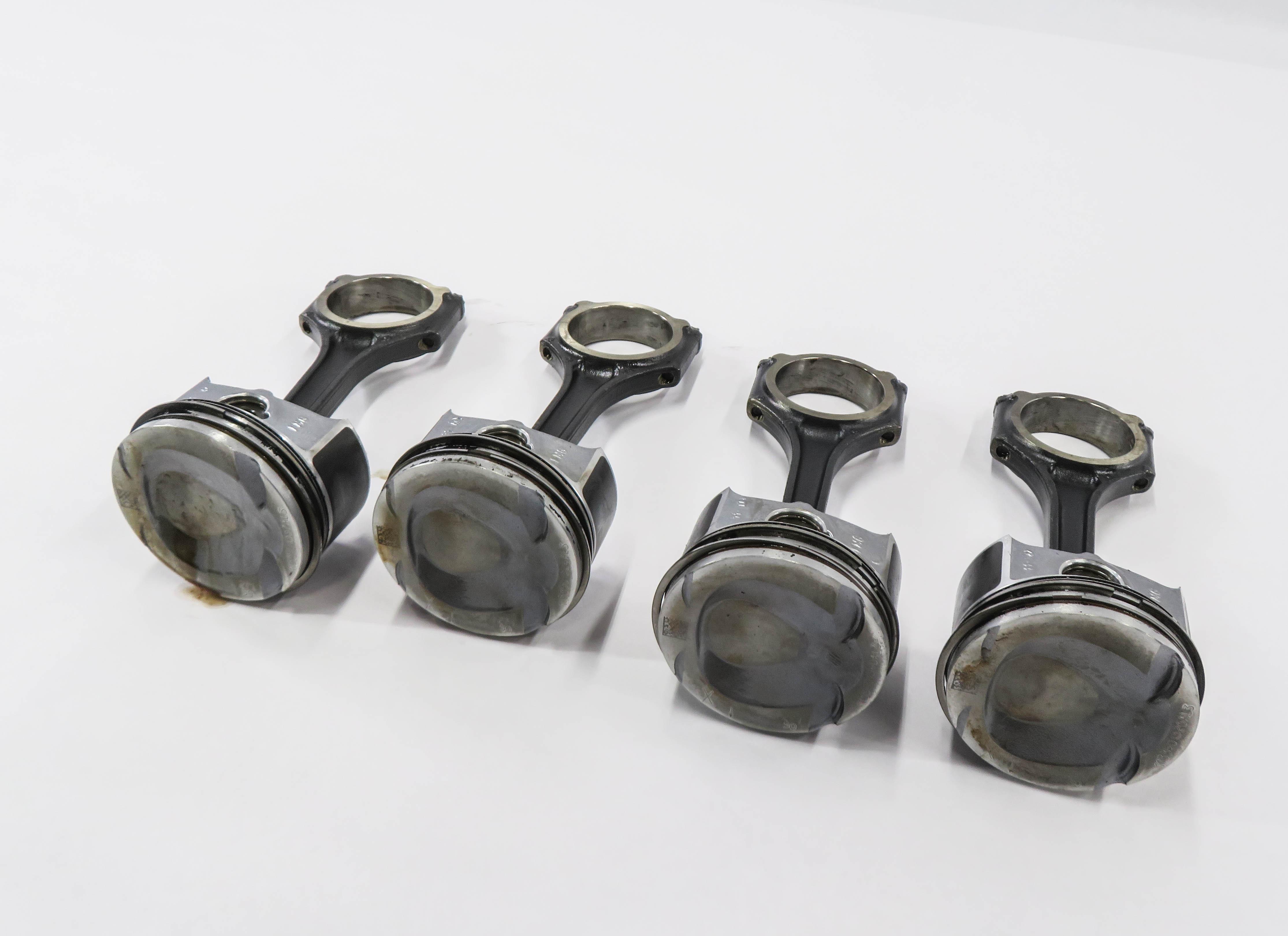 12-15 MB C250 SLK250 (W204 W205 R172) 1.8L M271 TURBO ENGINE PISTON w/ ROD SET-4 — exact item pictured