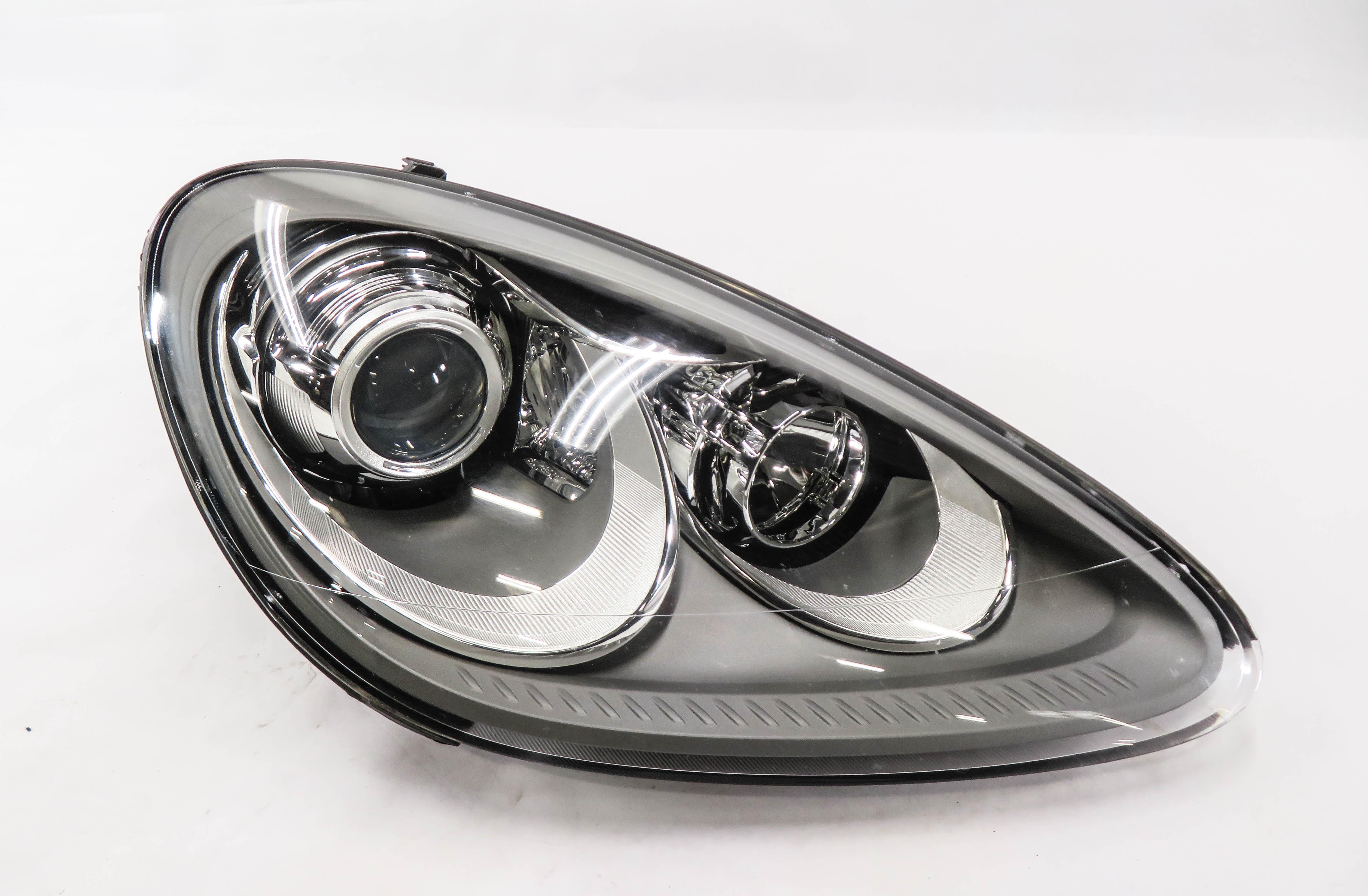11-14 PORSCHE CAYENNE (958) RIGHT FRONT PASSENGER HID XENON HEADLIGHT LIGHT LAMP — exact item pictured