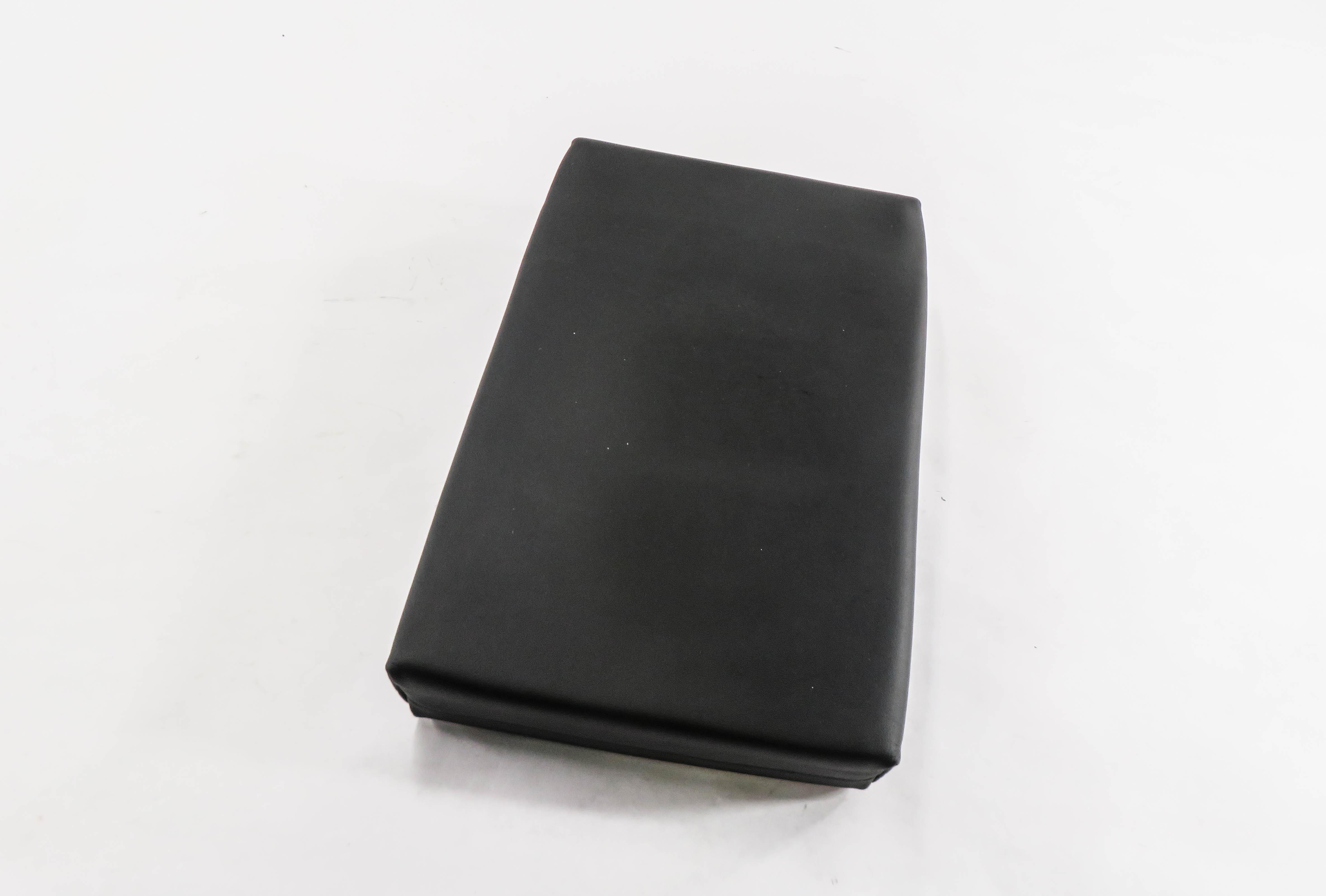 2014 PORSCHE CAYENNE (958) REAR SEAT CENTER ARMREST CUP HOLDER (BLACK LEATHER) — exact item pictured