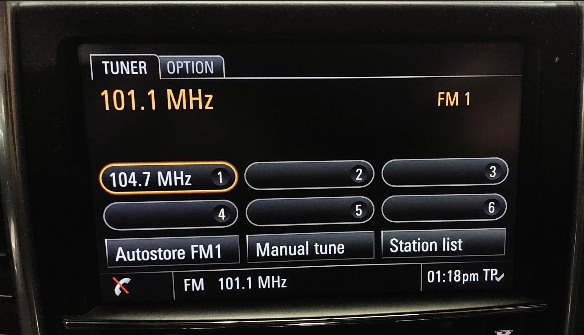 2014 PORSCHE CAYENNE (958) AM/FM RADIO GPS NAVIGATION CD STEREO RECEIVER — exact item pictured