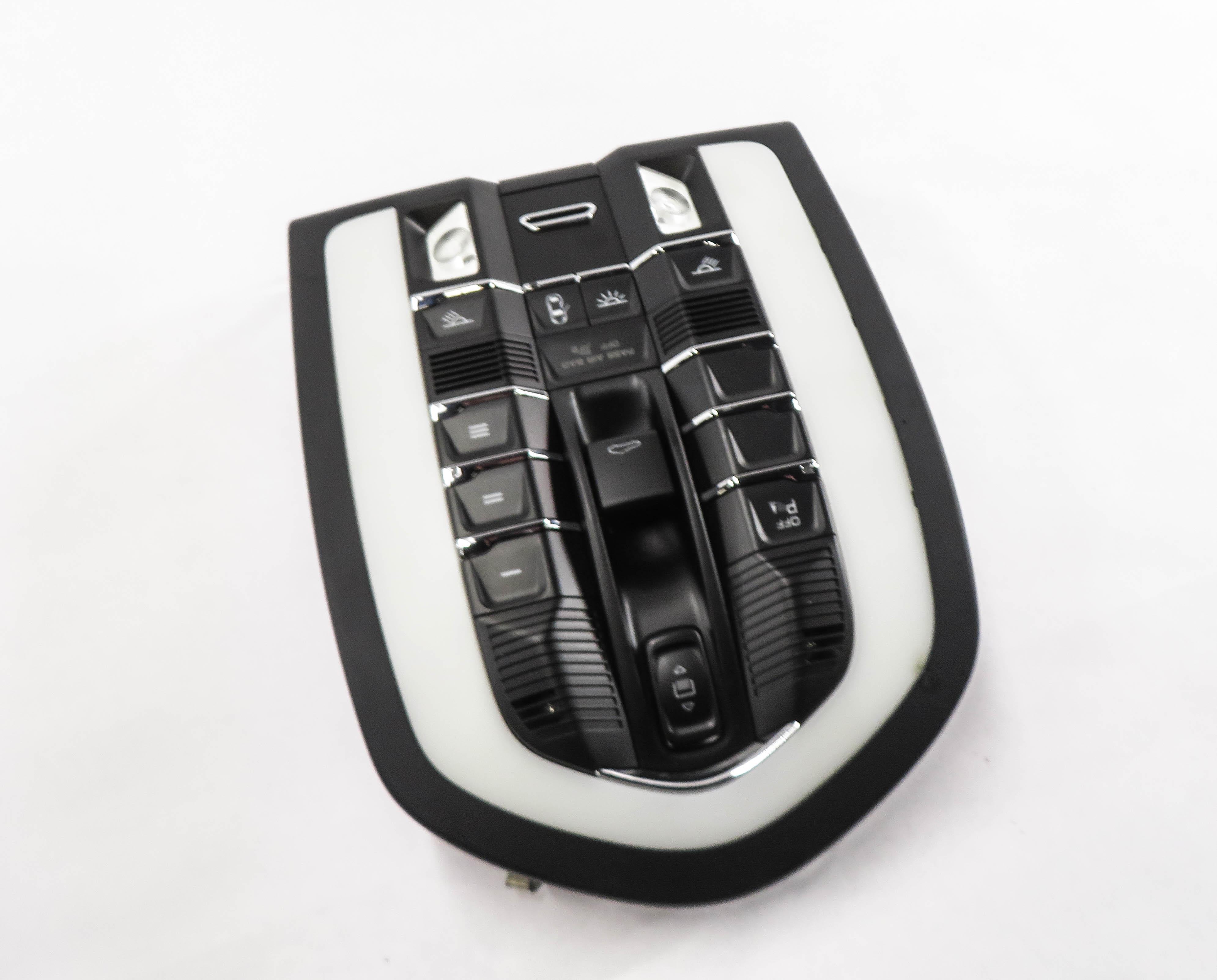 2014 PORSCHE CAYENNE (958) FRONT DOMELIGHT MAP READING COURTESY LIGHT (BLACK) — exact item pictured