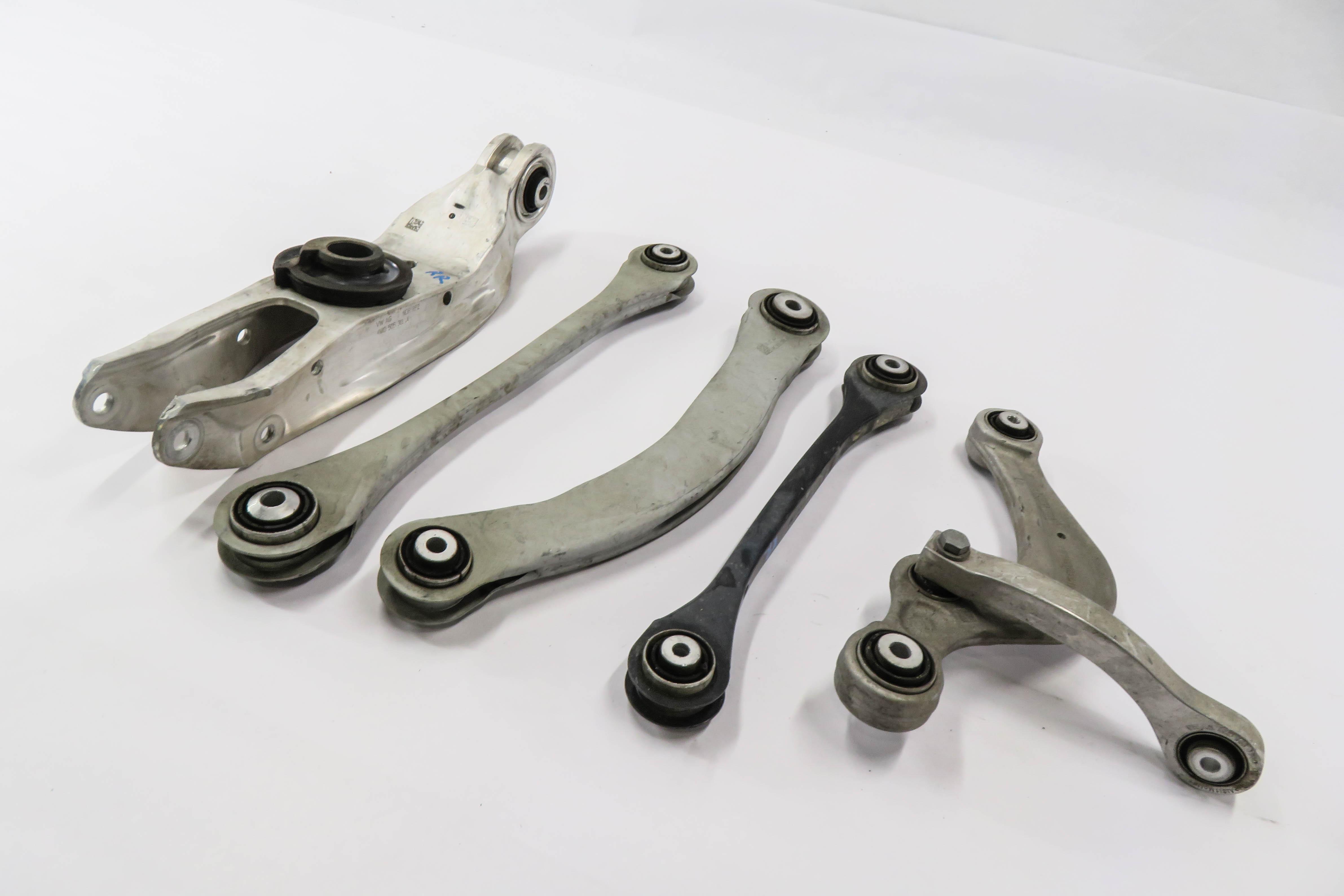 2017-2020 AUDI Q7 (4M) RIGHT PASSENGER REAR CONTROL ARM SET — exact item pictured