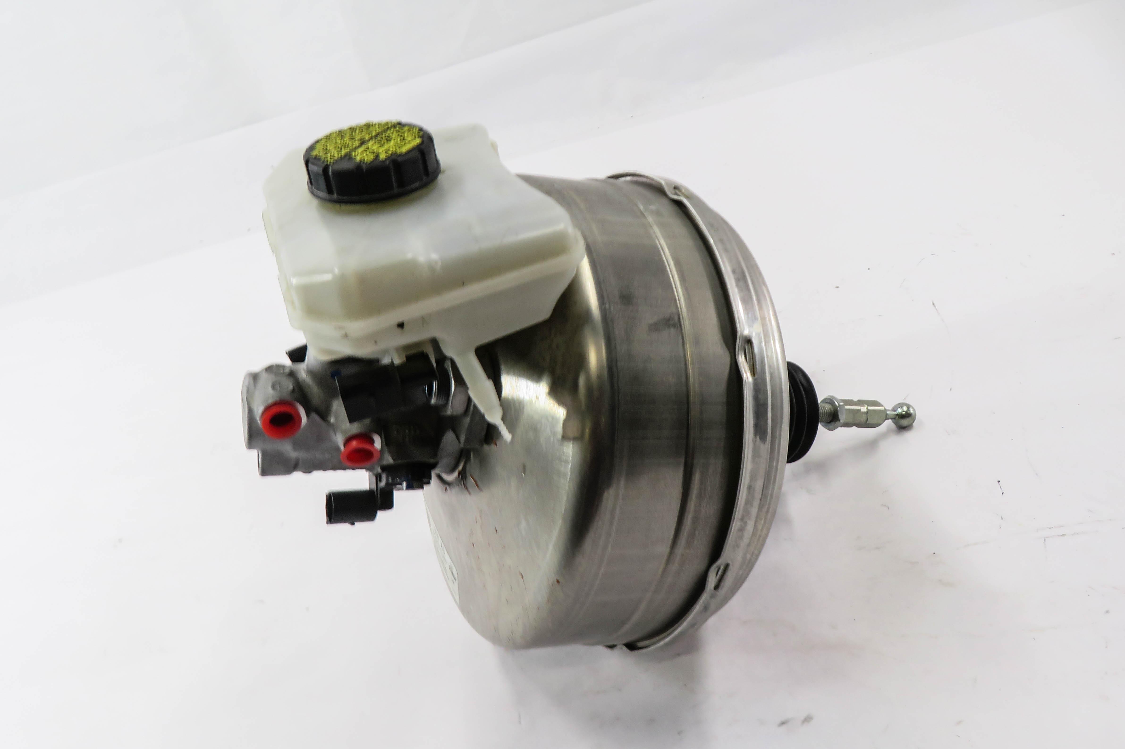 2017-2020 AUDI Q7 (4M) POWER BRAKE BOOSTER w/ MASTER CYLINDER & RESERVOIR — exact item pictured