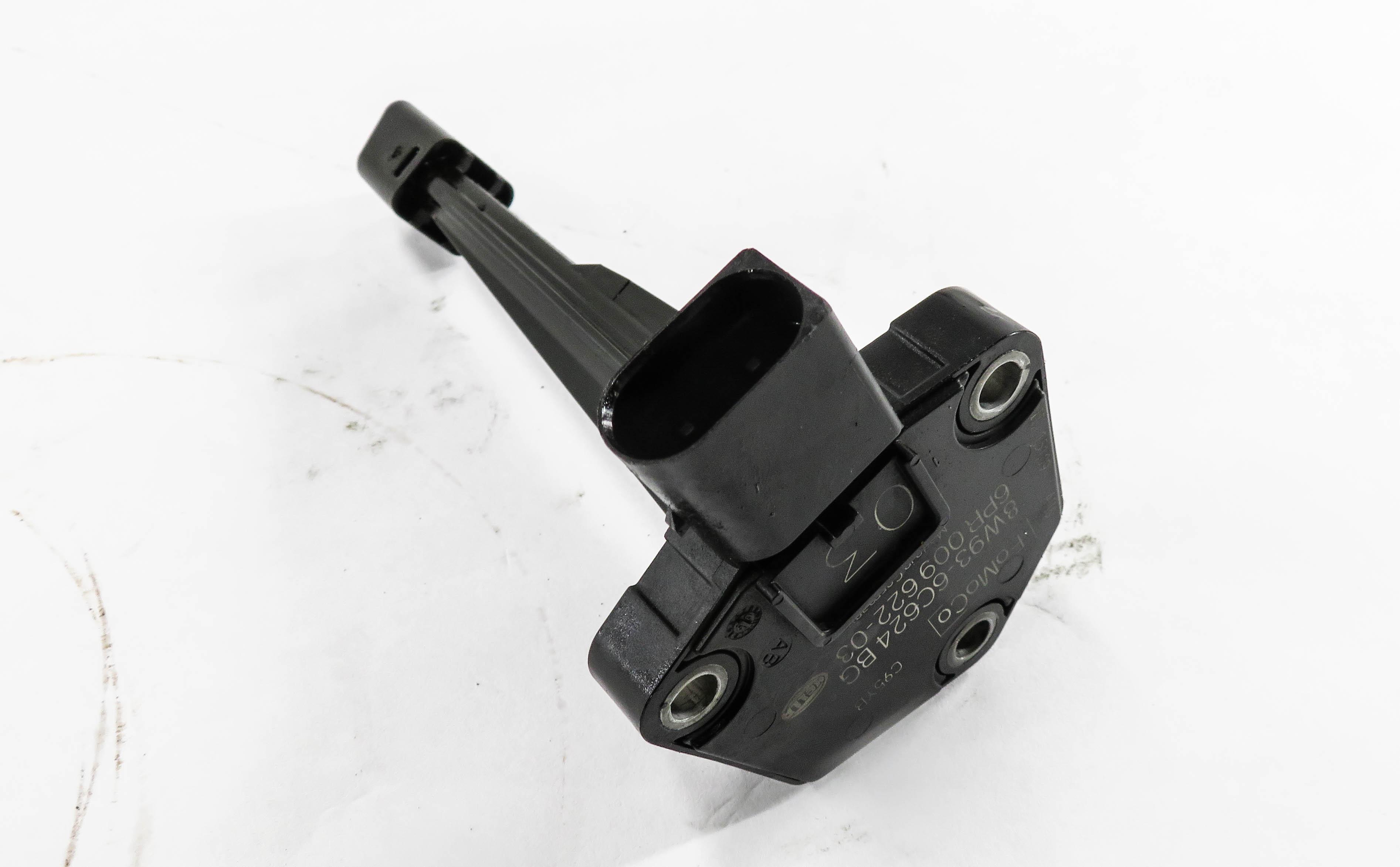2010 RANGE ROVER (L322) 5.0L AJ133 V8 ENGINE - OIL LEVEL SENSOR SENDER — exact item pictured