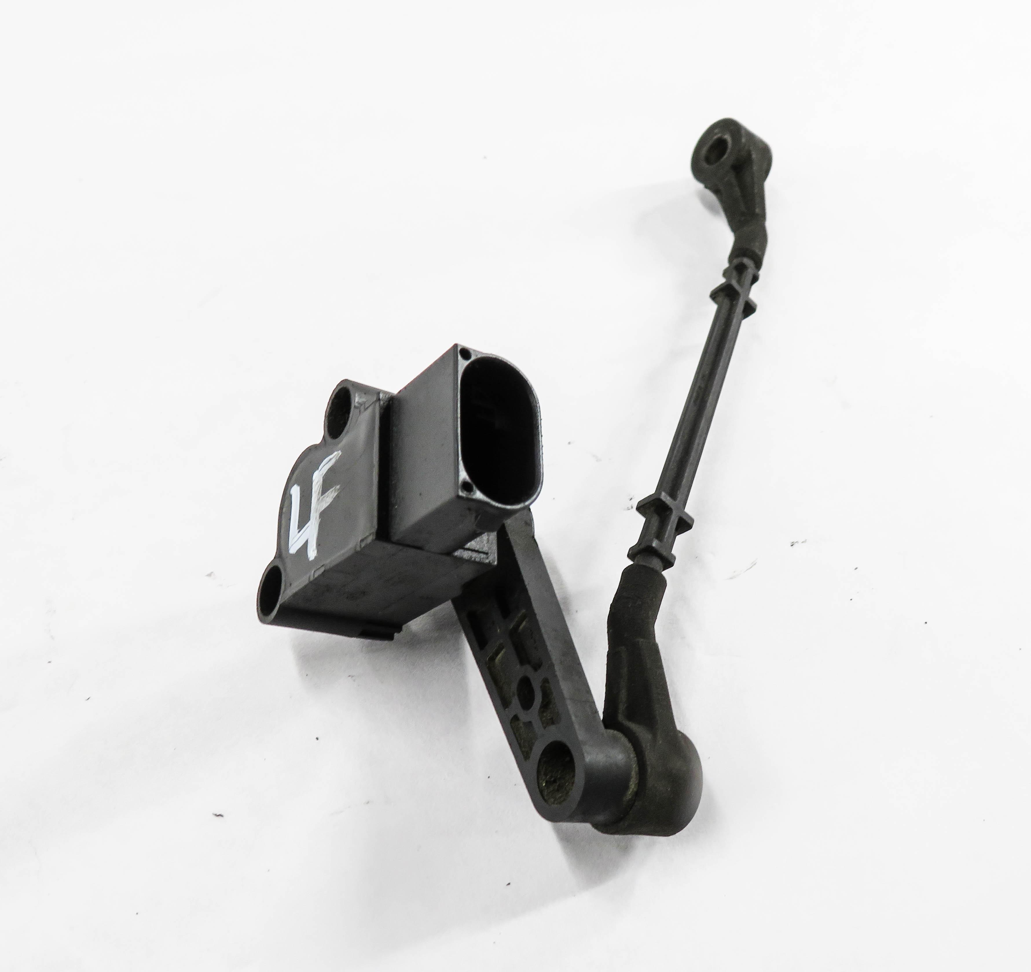 2010 RANGE ROVER (L322) LEFT FRONT DRIVER SUSPENSION HEIGHT LEVEL SENSOR — exact item pictured
