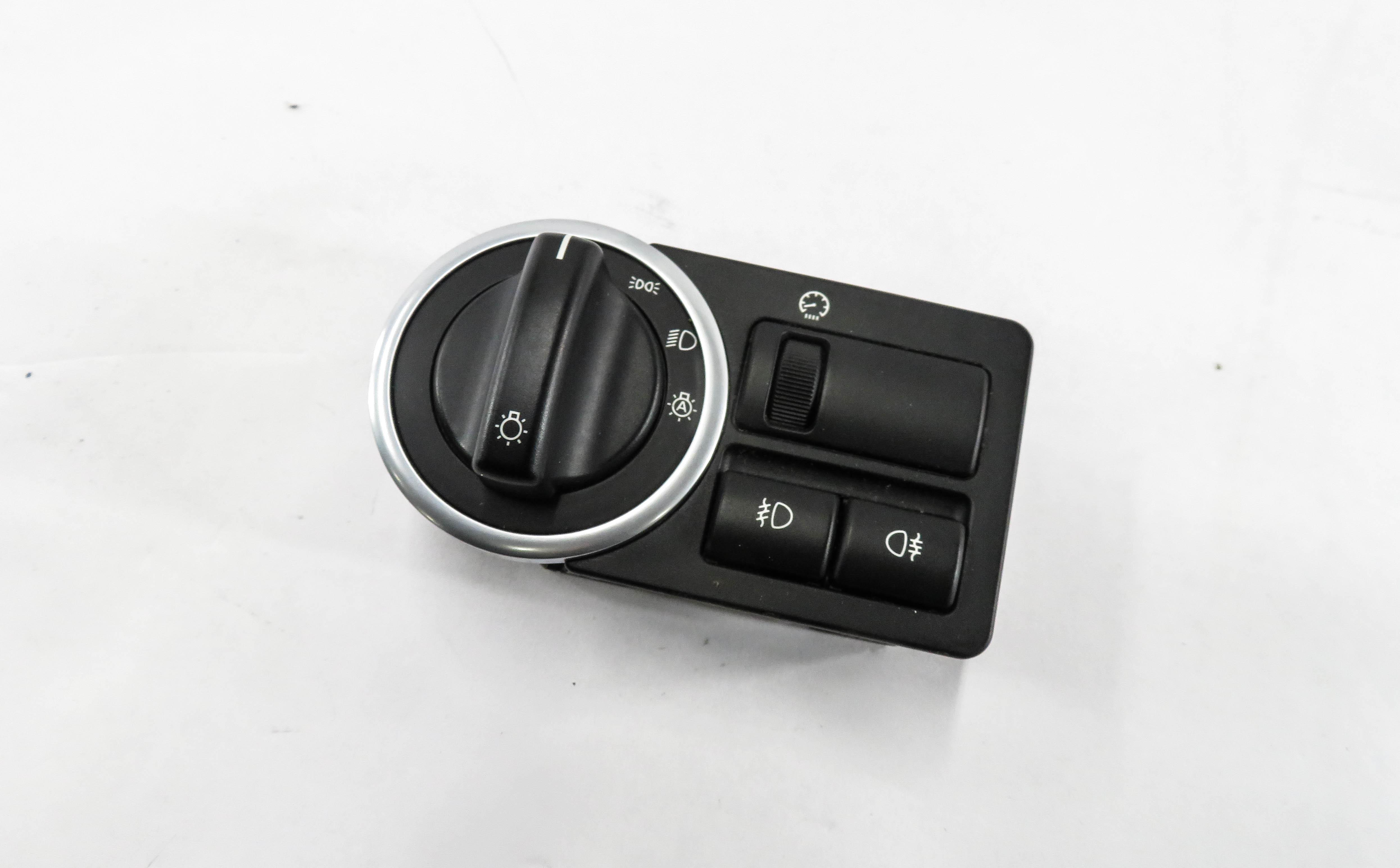 2007-2013 RANGE ROVER (L322) HEADLIGHT SWITCH — exact item pictured