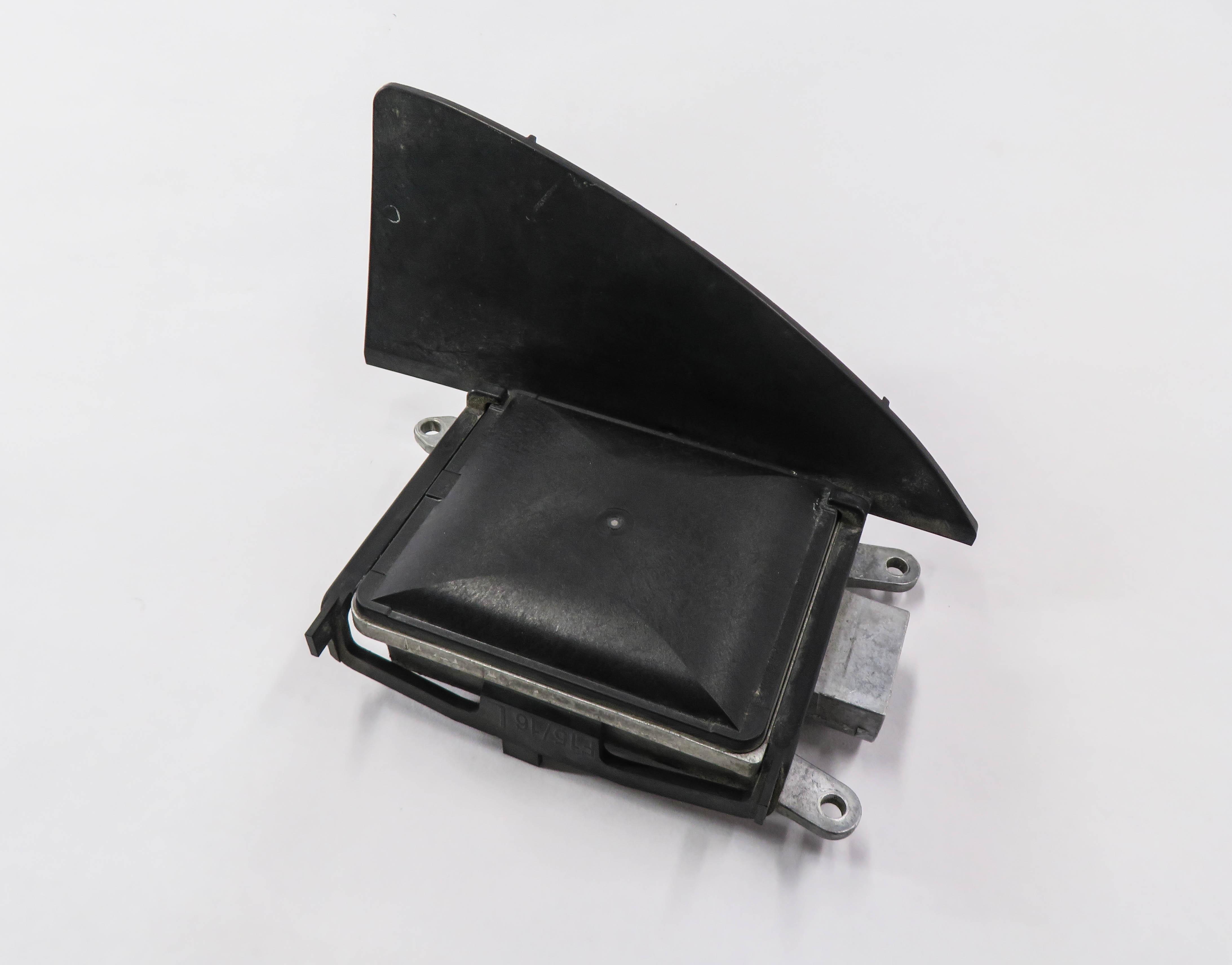 2014 BMW X5 (F15) A/T BLIND SPOT RADAR SENSOR CONTROL MODULE (MASTER) — exact item pictured