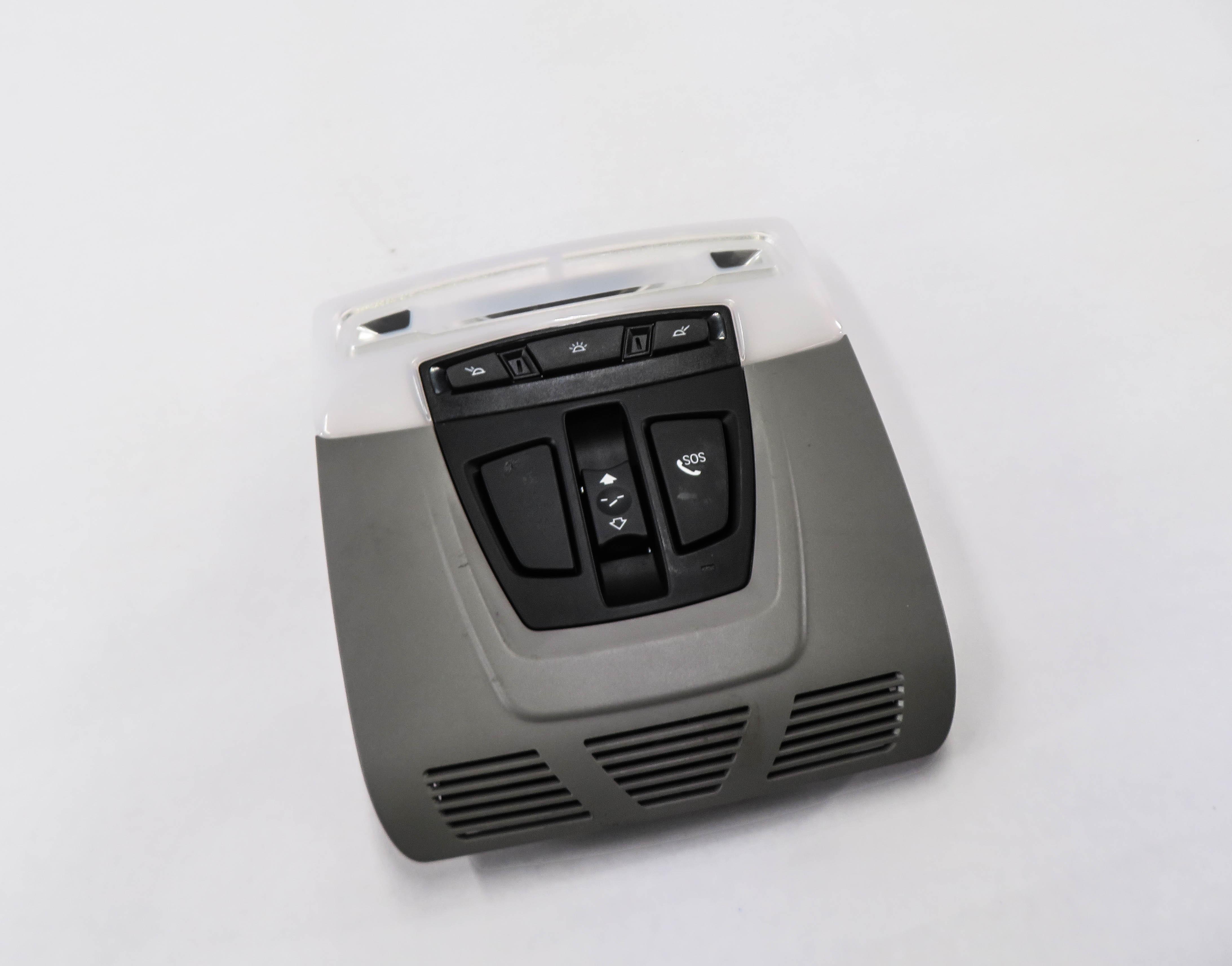 2014 BMW X5 (F15) FRONT DOMELIGHT MAP READING COURTESY LIGHT LAMP (GRAY) — exact item pictured