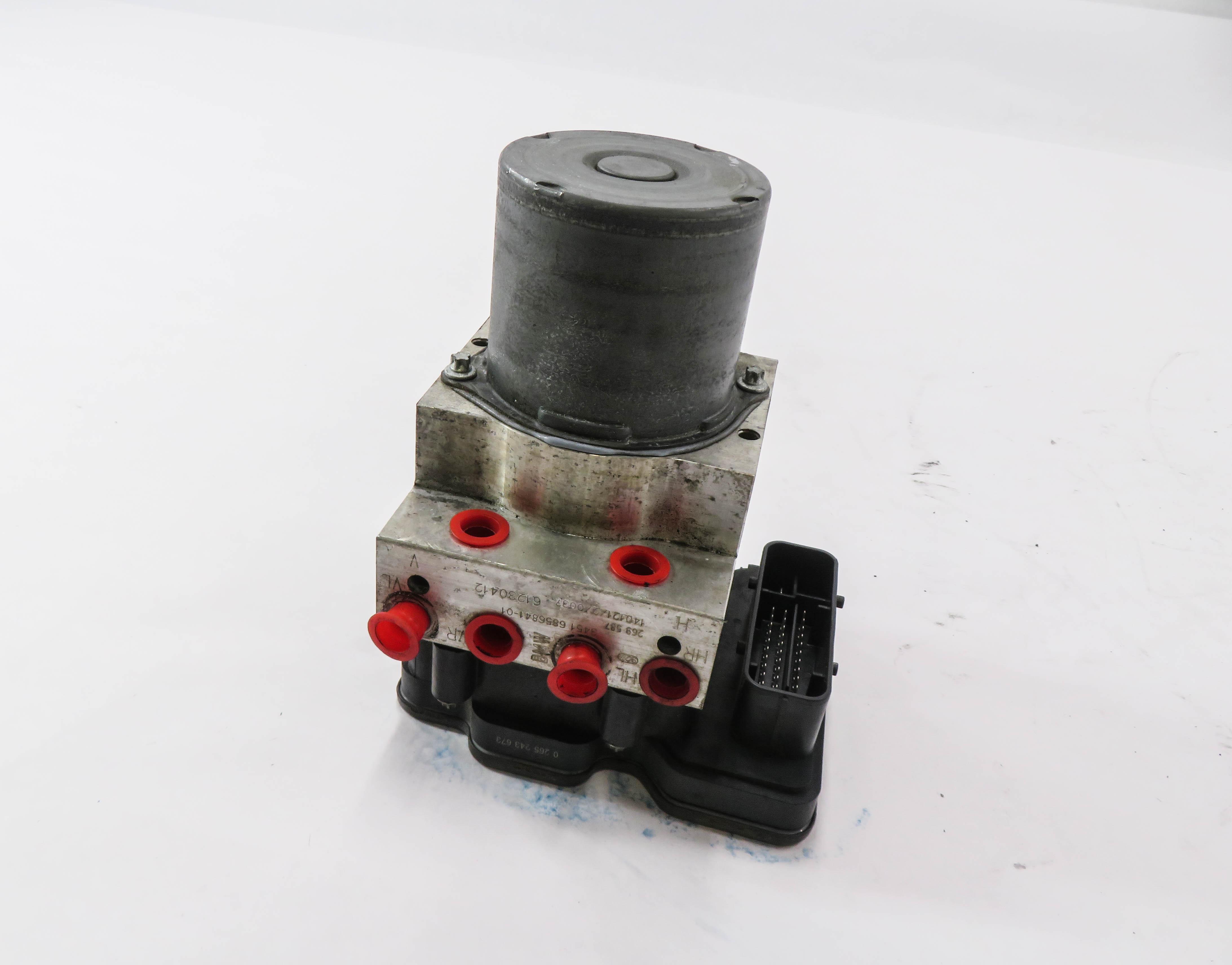 2014-2019 BMW X5 X6 X5M X6M ///M (F15 F16 F85 F86) ABS ANTI LOCK BRAKE PUMP — exact item pictured