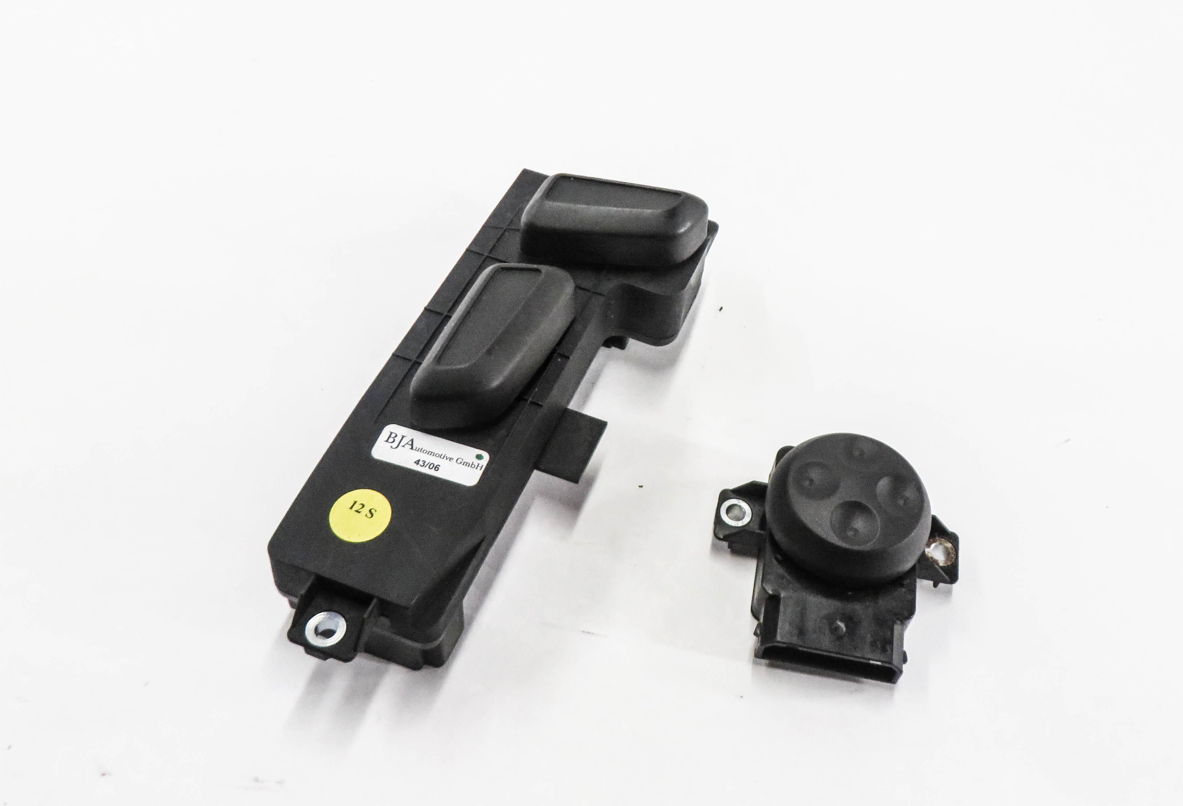 2007 AUDI Q7 (4L) RIGHT FRONT PASSENGER SEAT ADJUSTMENT SWITCH BUTTON — exact item pictured