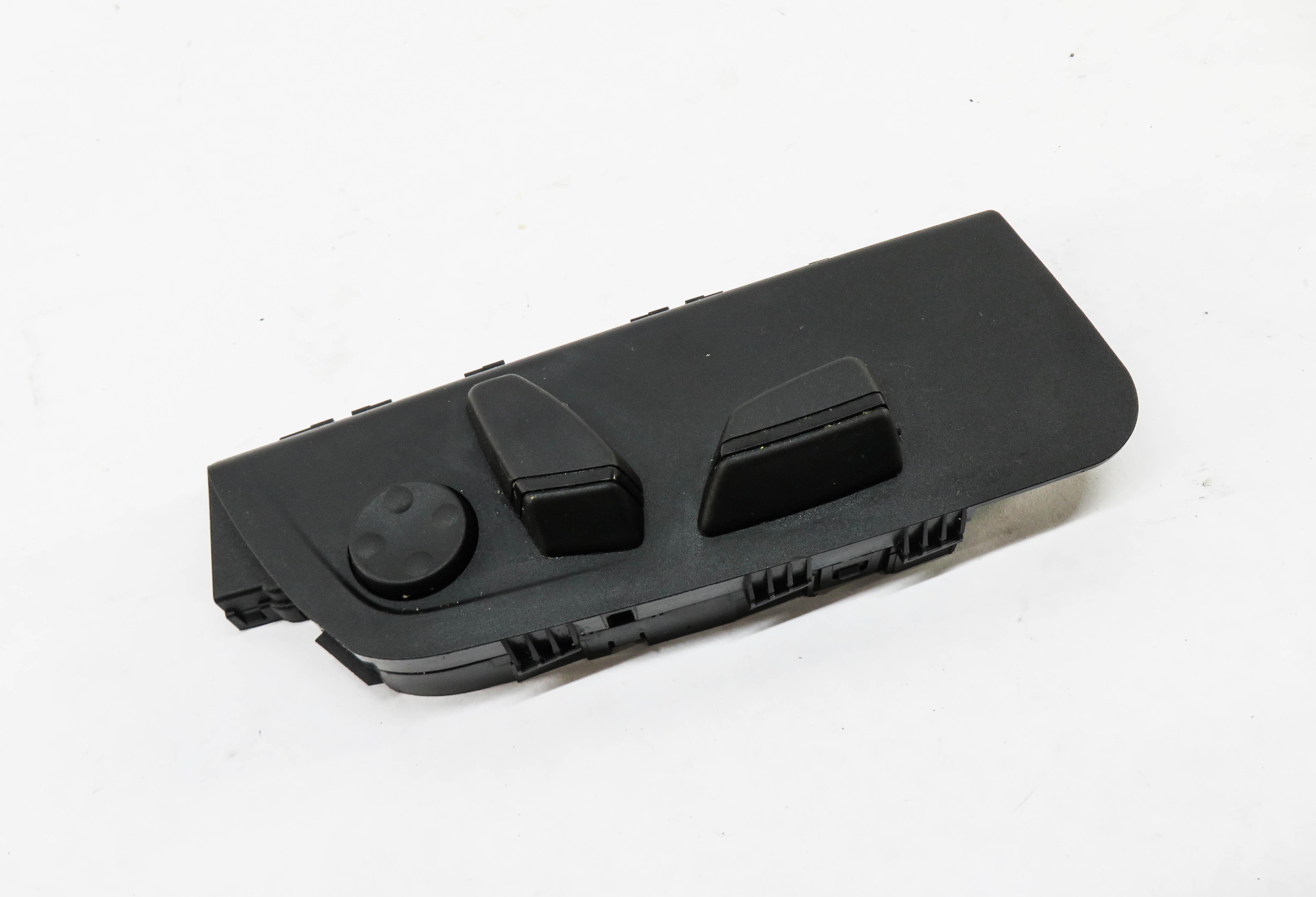 2015 BMW X5 (F15) RIGHT FRONT PASSENGER SEAT ADJUSTMENT SWITCH BUTTON — exact item pictured