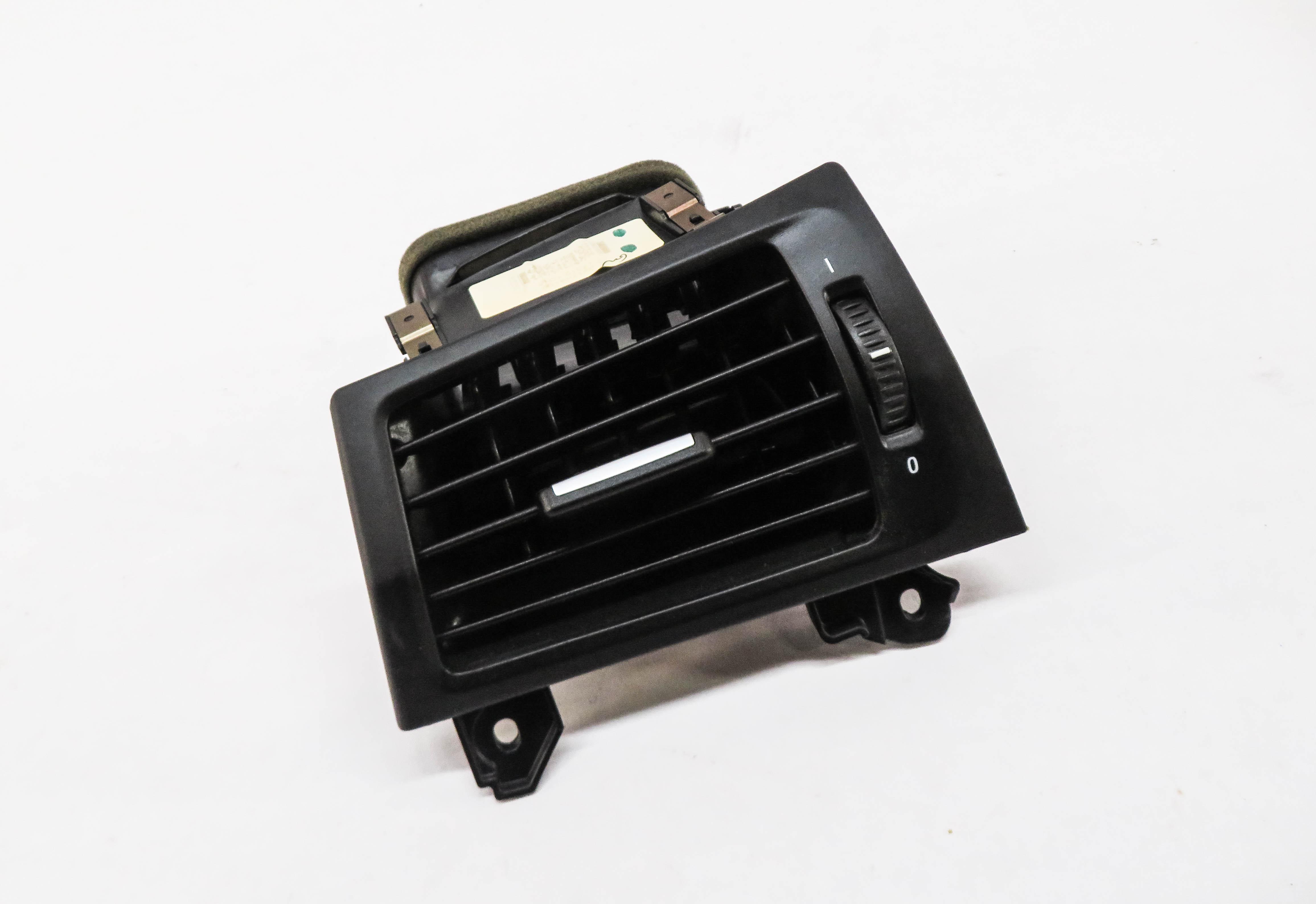 2013 BMW X3 (F25) LEFT FRONT DRIVER DASH HEATER A/C AIR VENT — exact item pictured