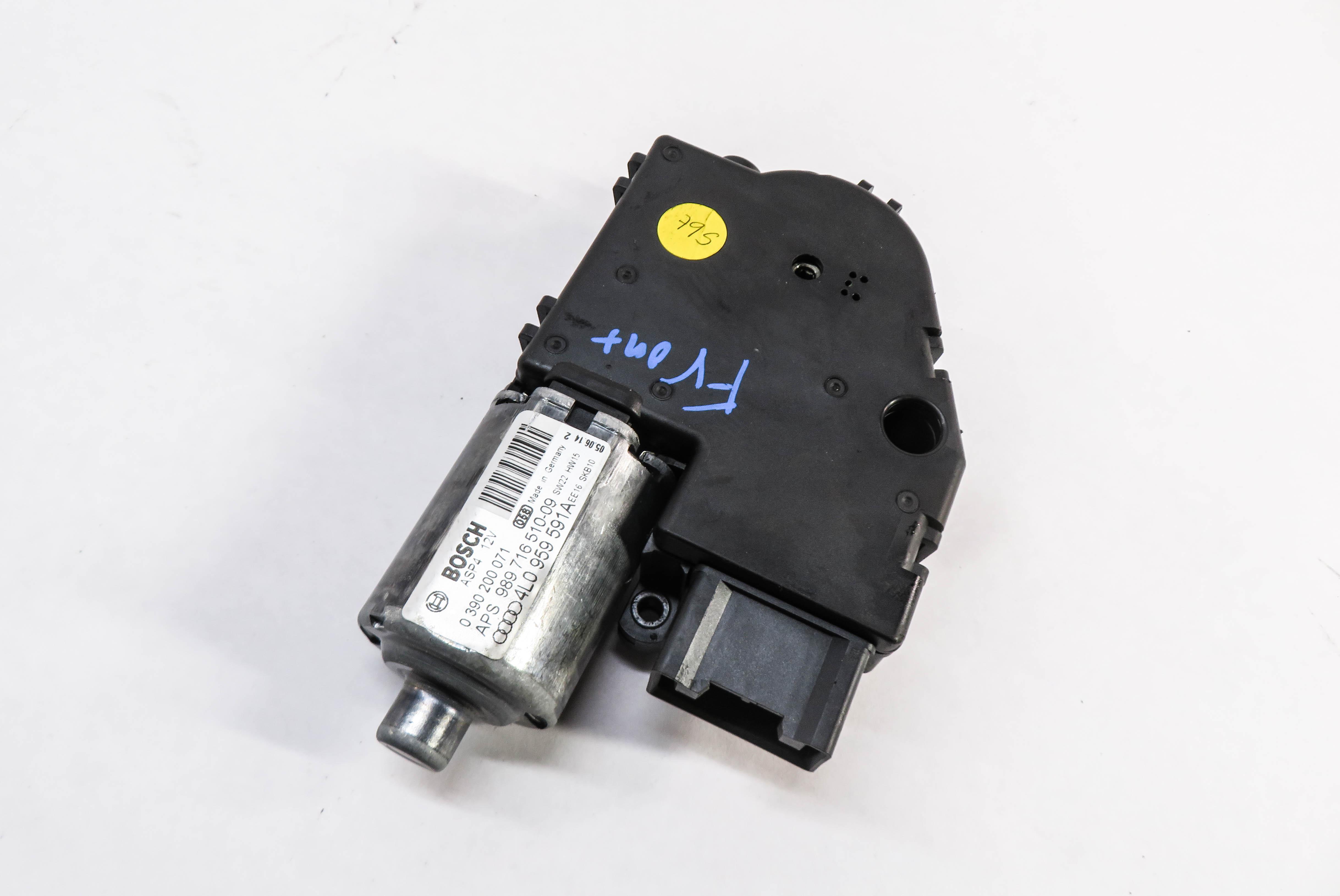 2007-2014 AUDI Q7 (4L) SUNROOF MOTOR SUN ROOF WINDOW SHADE MOTOR — exact item pictured