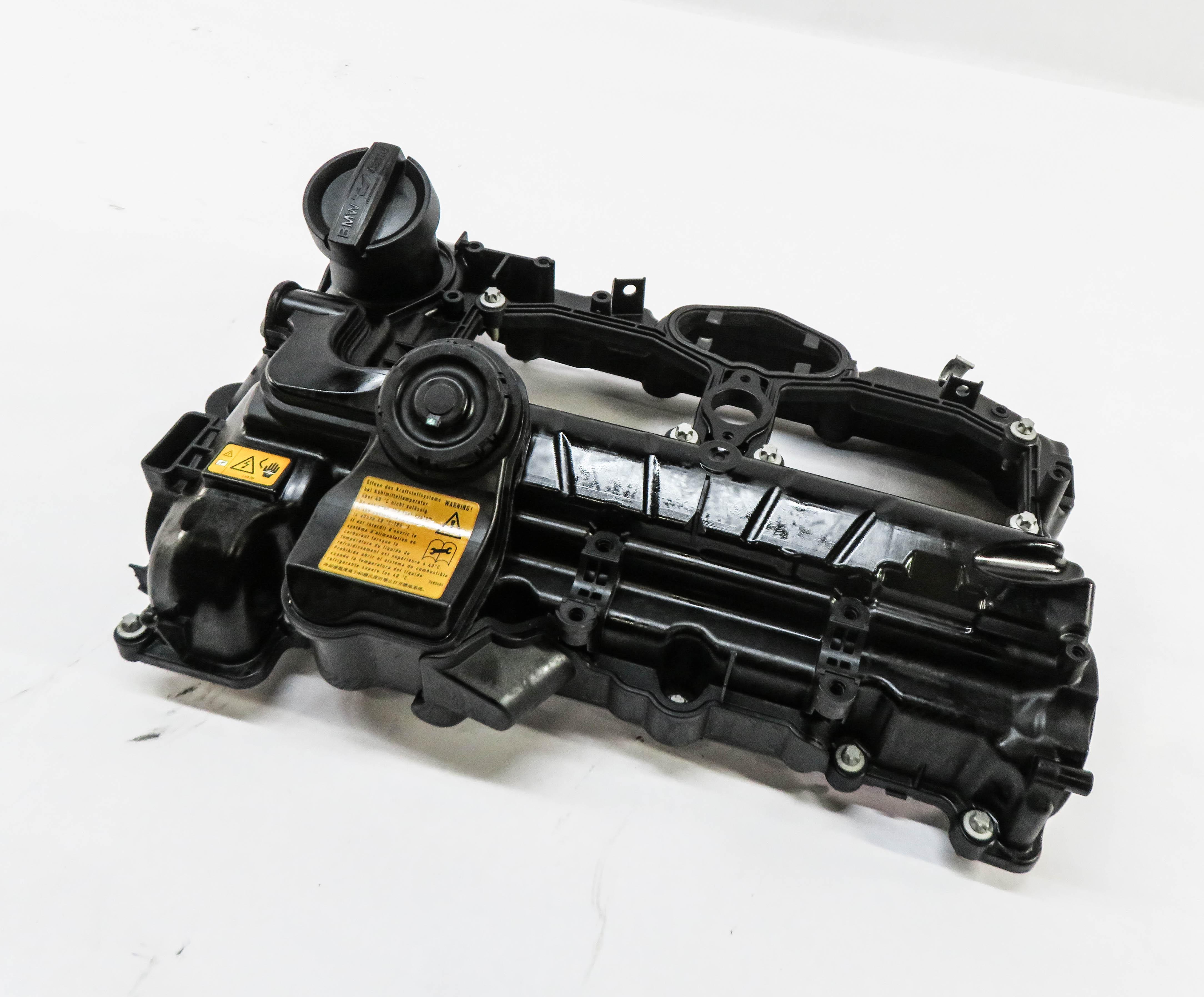 13-18 BMW 228i 320i 328i 428i 528i X1 X3 X5 Z4 - 2.0L TURBO ENGINE VALVE COVER — exact item pictured