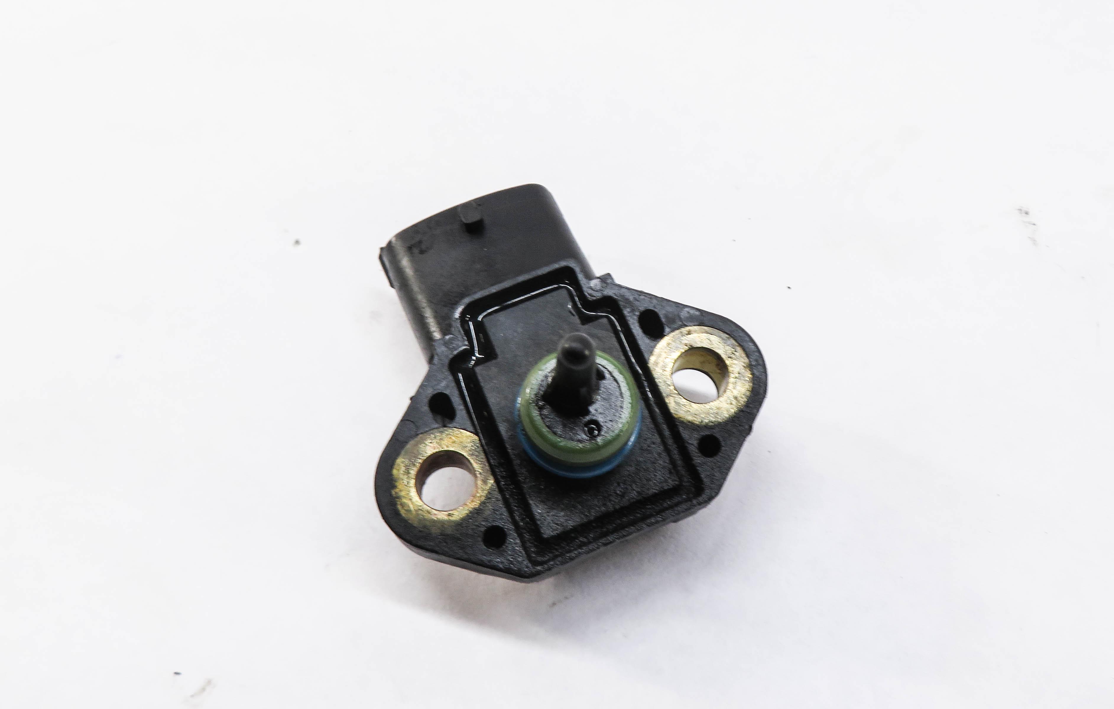 2010 PORSCHE CAYMAN (987) 2.9L ENGINE - OIL PRESSURE SENSOR — exact item pictured