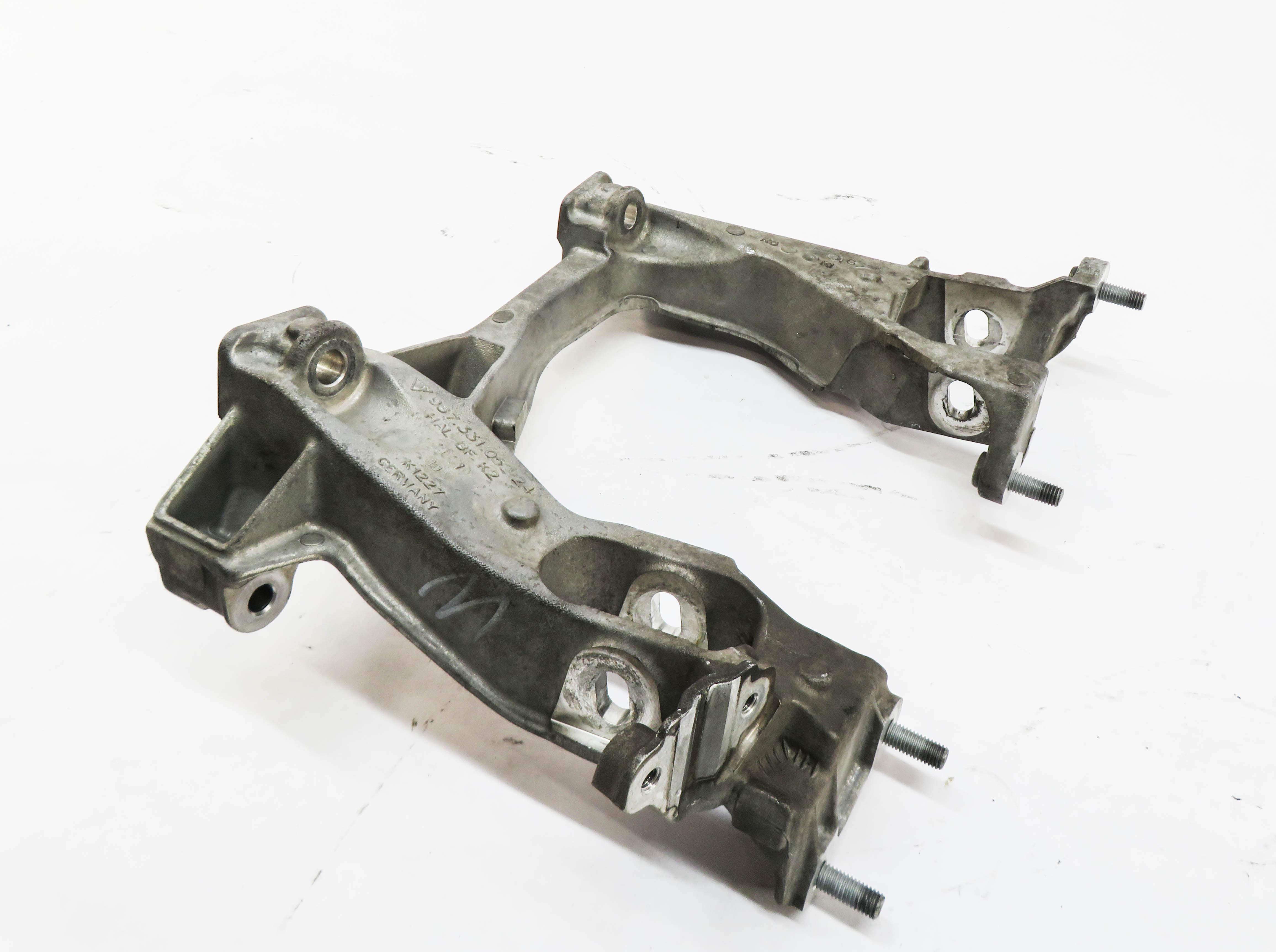 2010 PORSCHE CAYMAN (987) RIGHT FRONT PASSENGER SUBFRAME BRACKET — exact item pictured