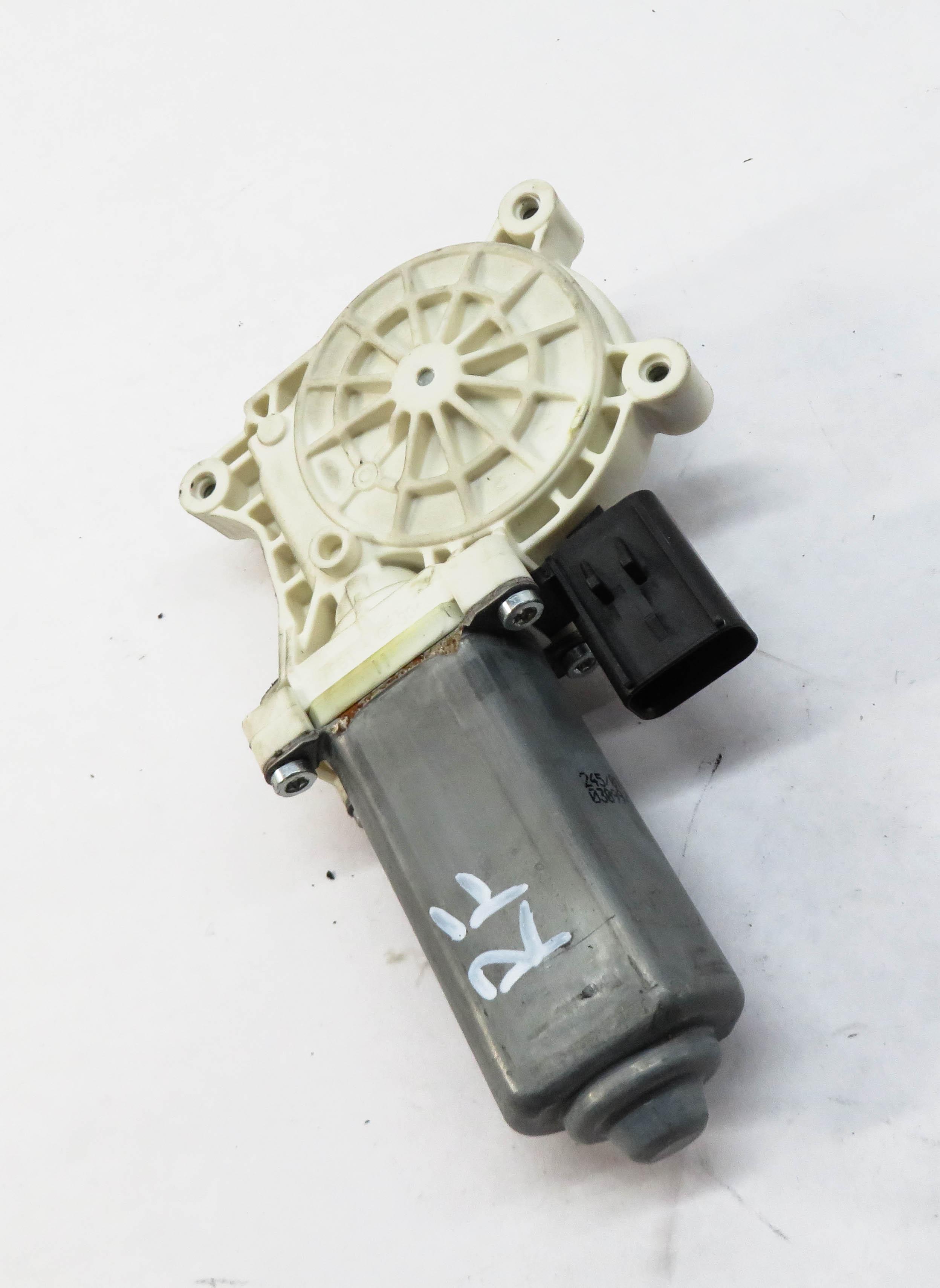 2010-2012 RANGE ROVER (L322) RIGHT FRONT PASSENGER DOOR POWER WINDOW MOTOR — exact item pictured