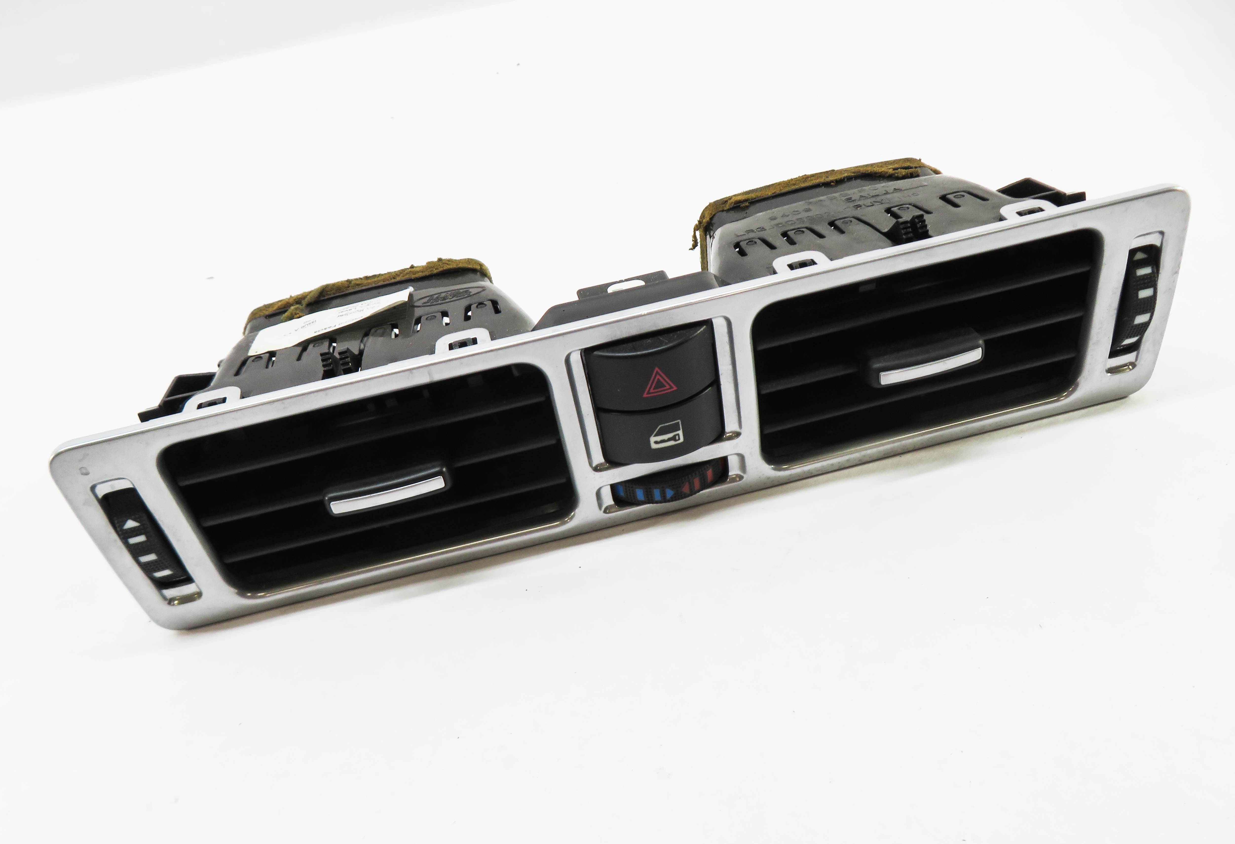2010 RANGE ROVER (L322) CENTER DASH HEATER A/C AIR VENT w/ HAZARD & LOCK SWITCH — exact item pictured