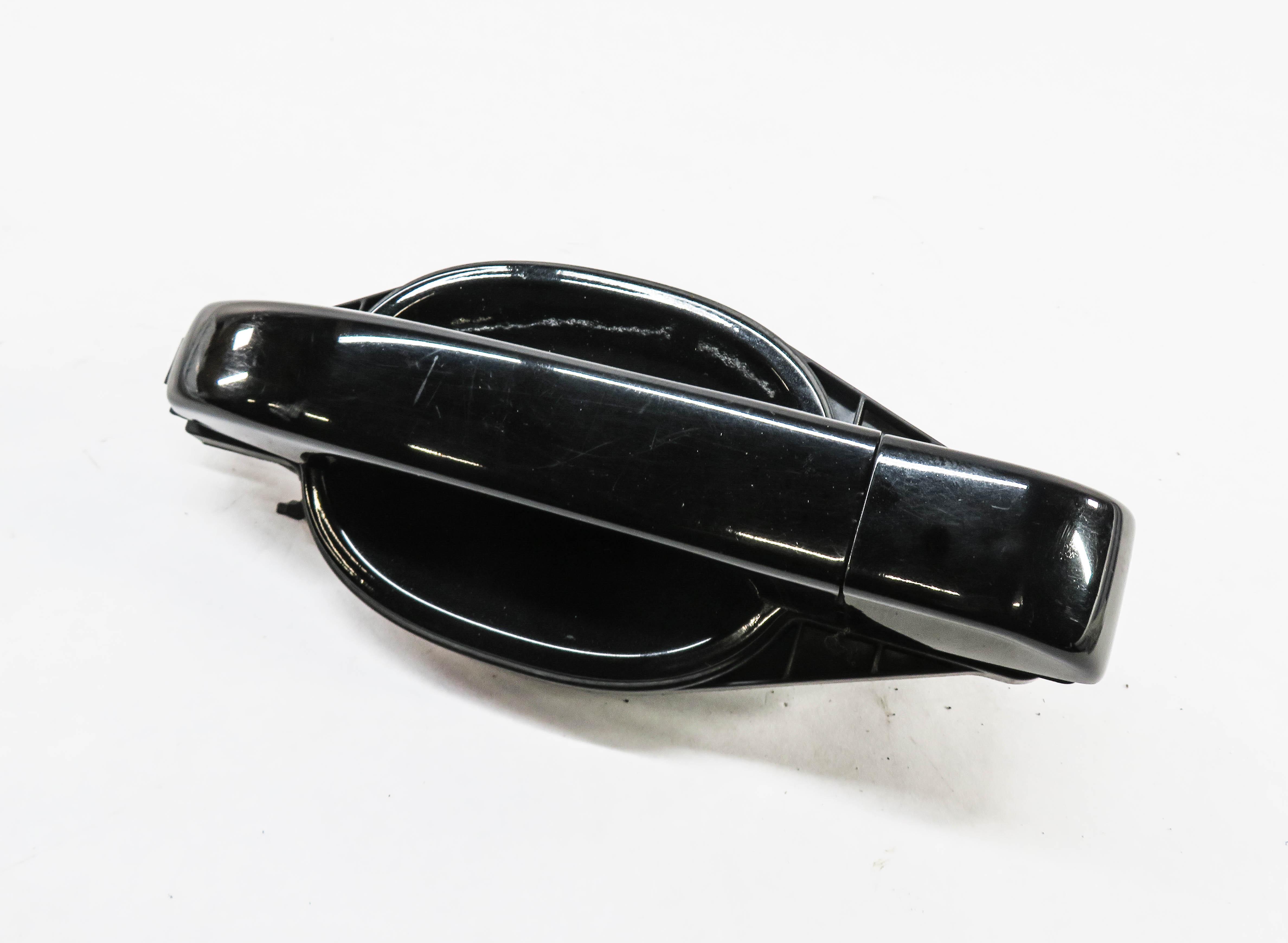 2010-2012 RANGE ROVER (L322) FRONT / REAR - PASSENGER DOOR HANDLE (BLACK 820) — exact item pictured