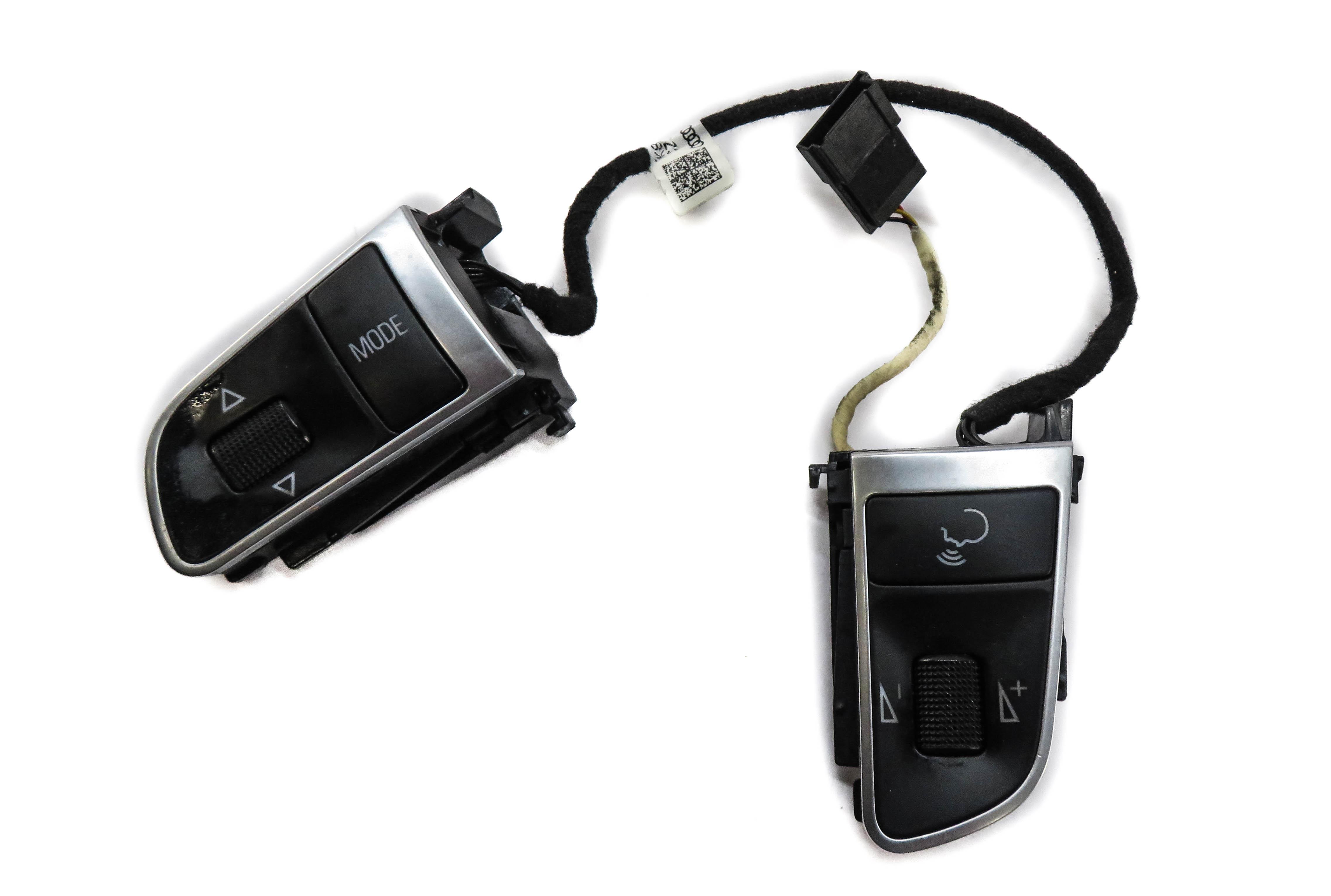 2011 AUDI Q5 (B8 8R) STEERING WHEEL SWITCH BUTTON SET-2 — exact item pictured