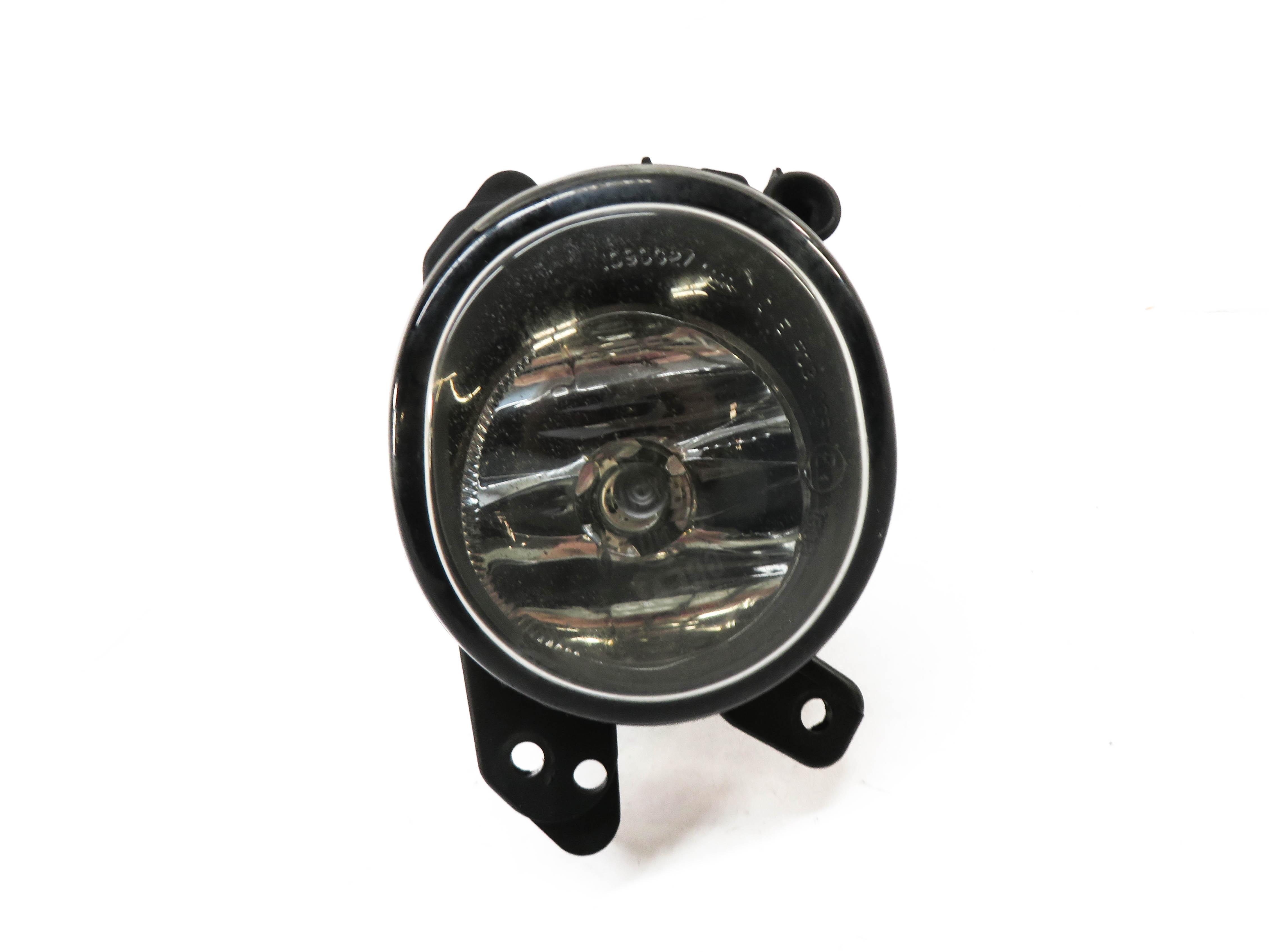 2006-2013 MERCEDES C300 C350 GL320 GL450 GL550 ML320 ML350 - LEFT FOGLIGHT LAMP — exact item pictured