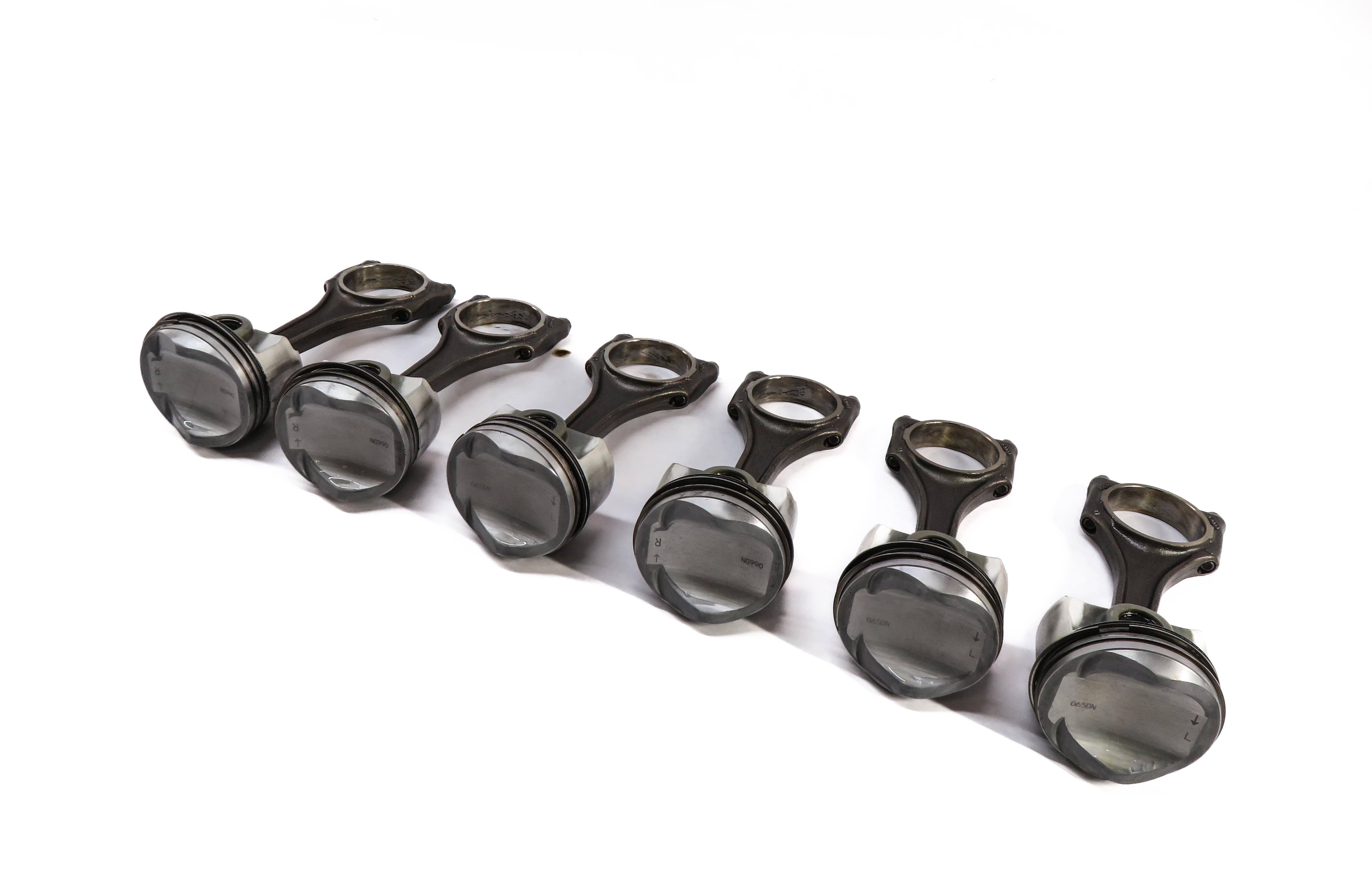 09-17 AUDI A6 A7 A8 Q5 Q7 S4 S6 Q5 TOUAREG - 3.0L SUPERCHARGED ENGINE PISTON SET — exact item pictured