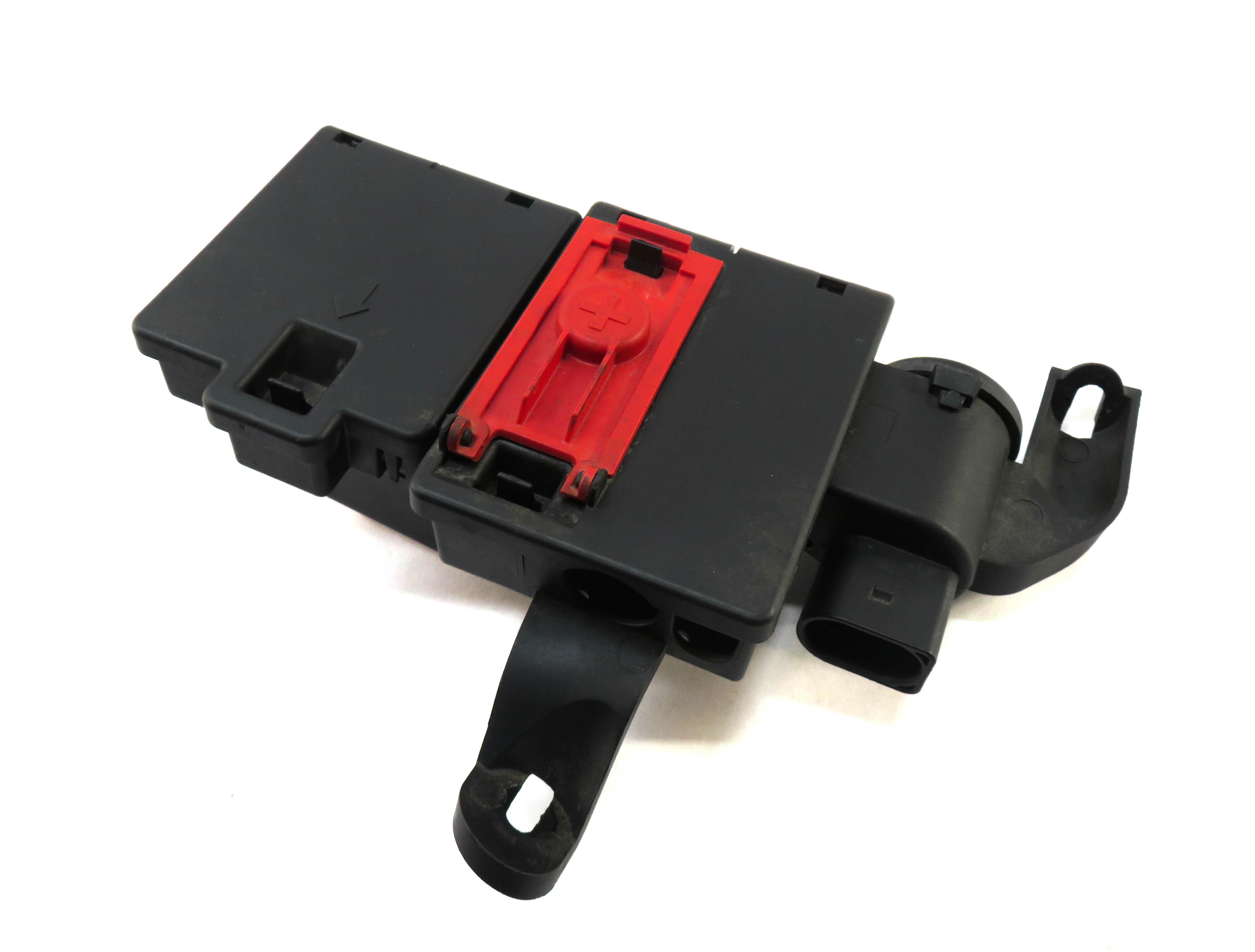 2017 AUDI Q7 (4M) POSITIVE BATTERY TERMINAL POWER JUNCTION BOX — exact item pictured
